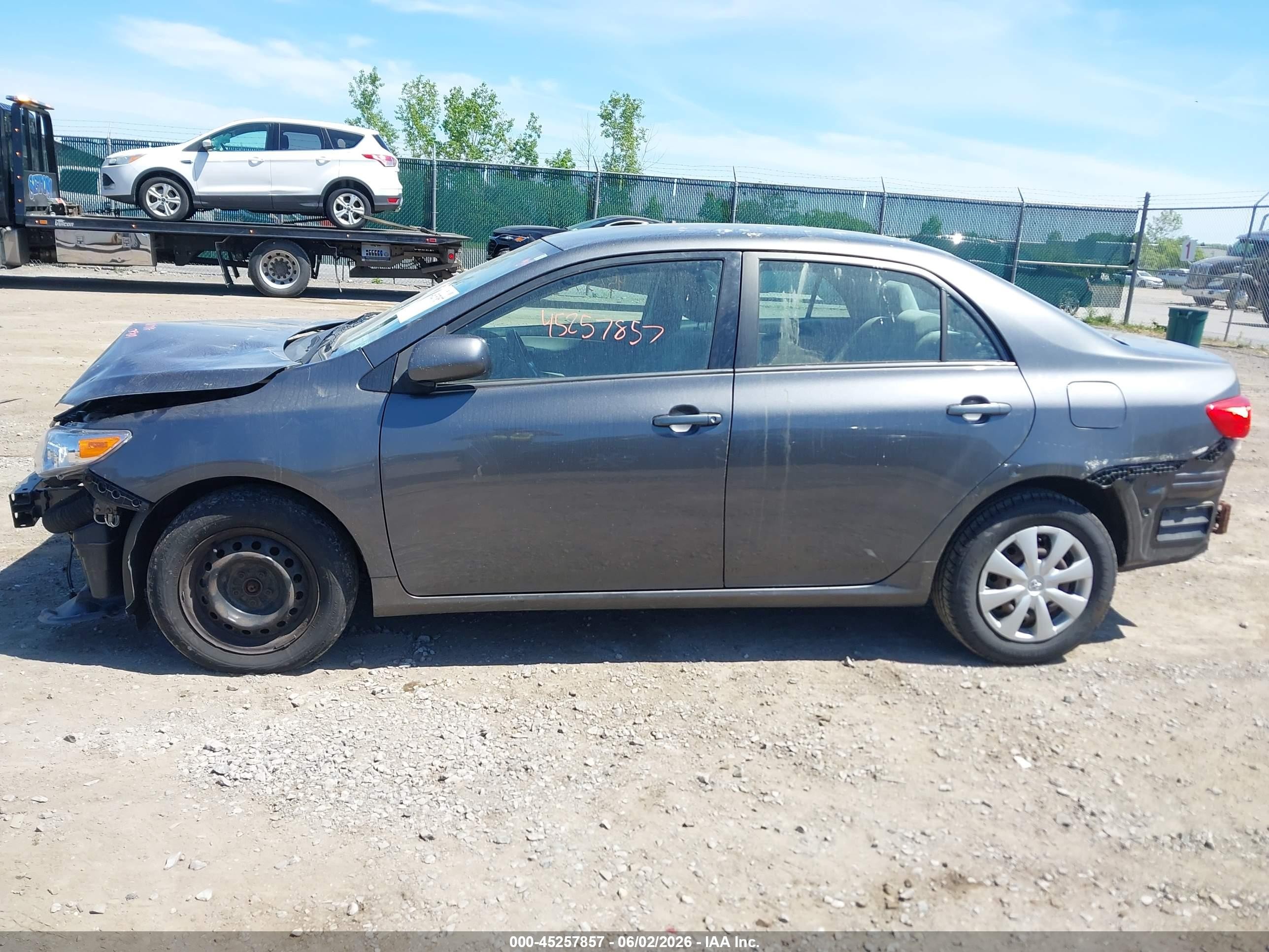 2011 Toyota Corolla Le Gray vin: 2T1BU4EE7BC545131