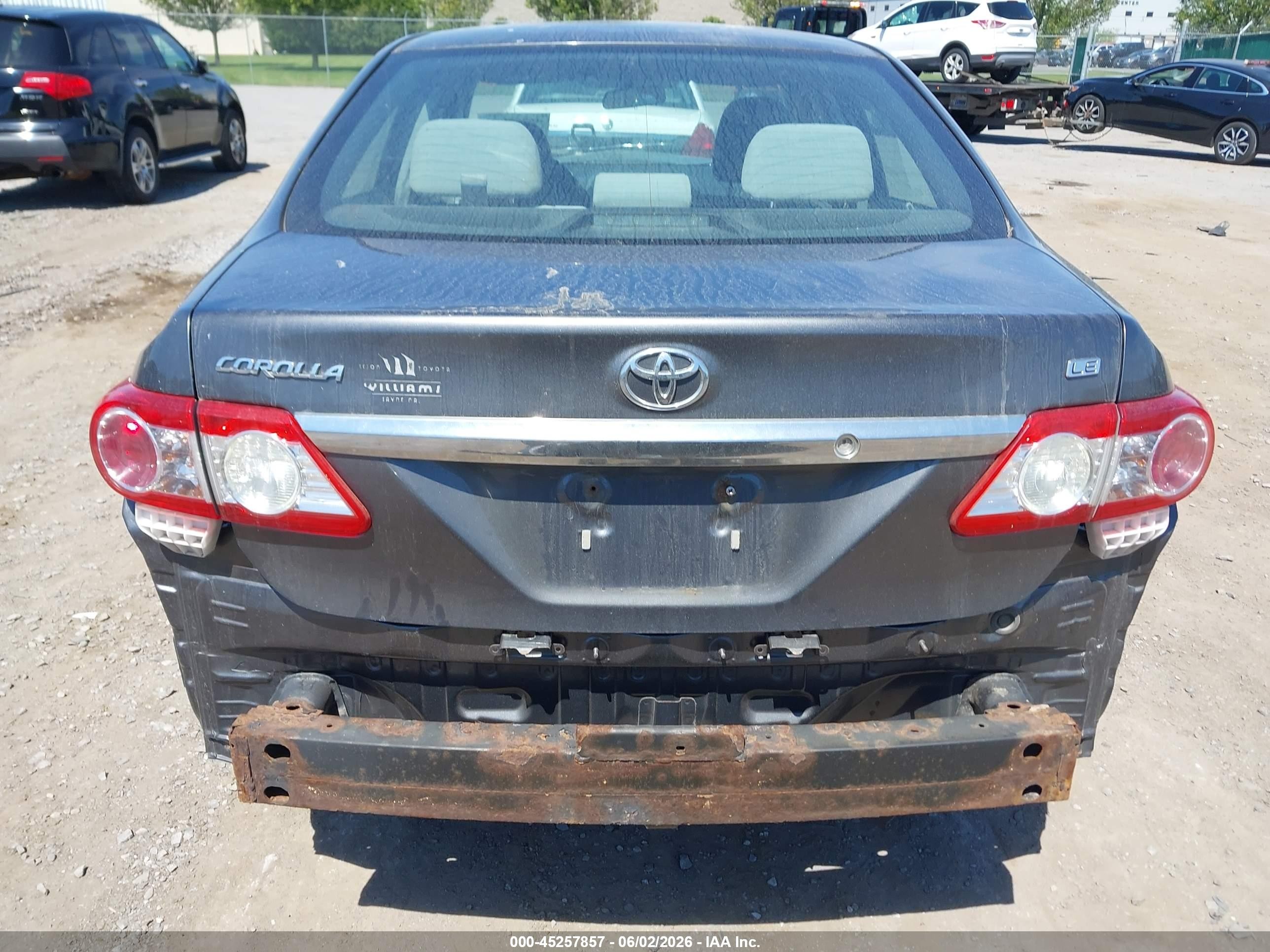 2011 Toyota Corolla Le Gray vin: 2T1BU4EE7BC545131