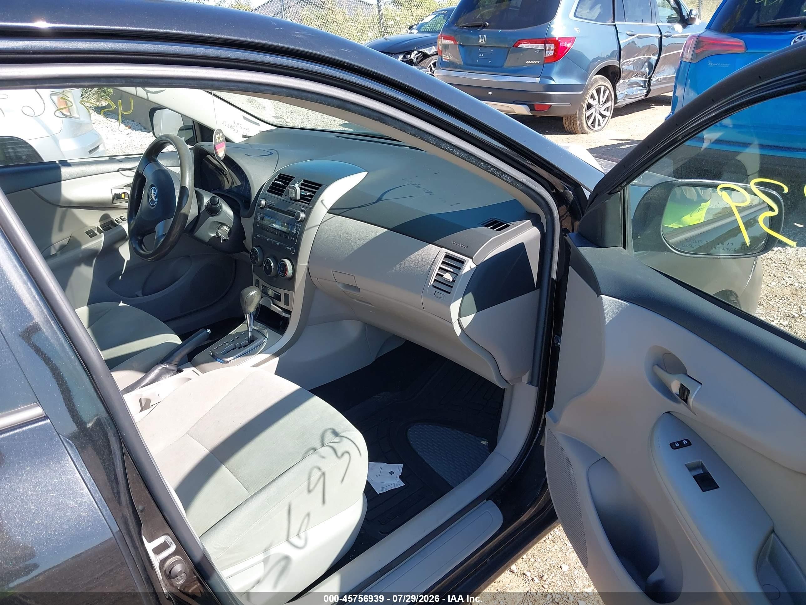2011 Toyota Corolla Le Black vin: 2T1BU4EE7BC565847