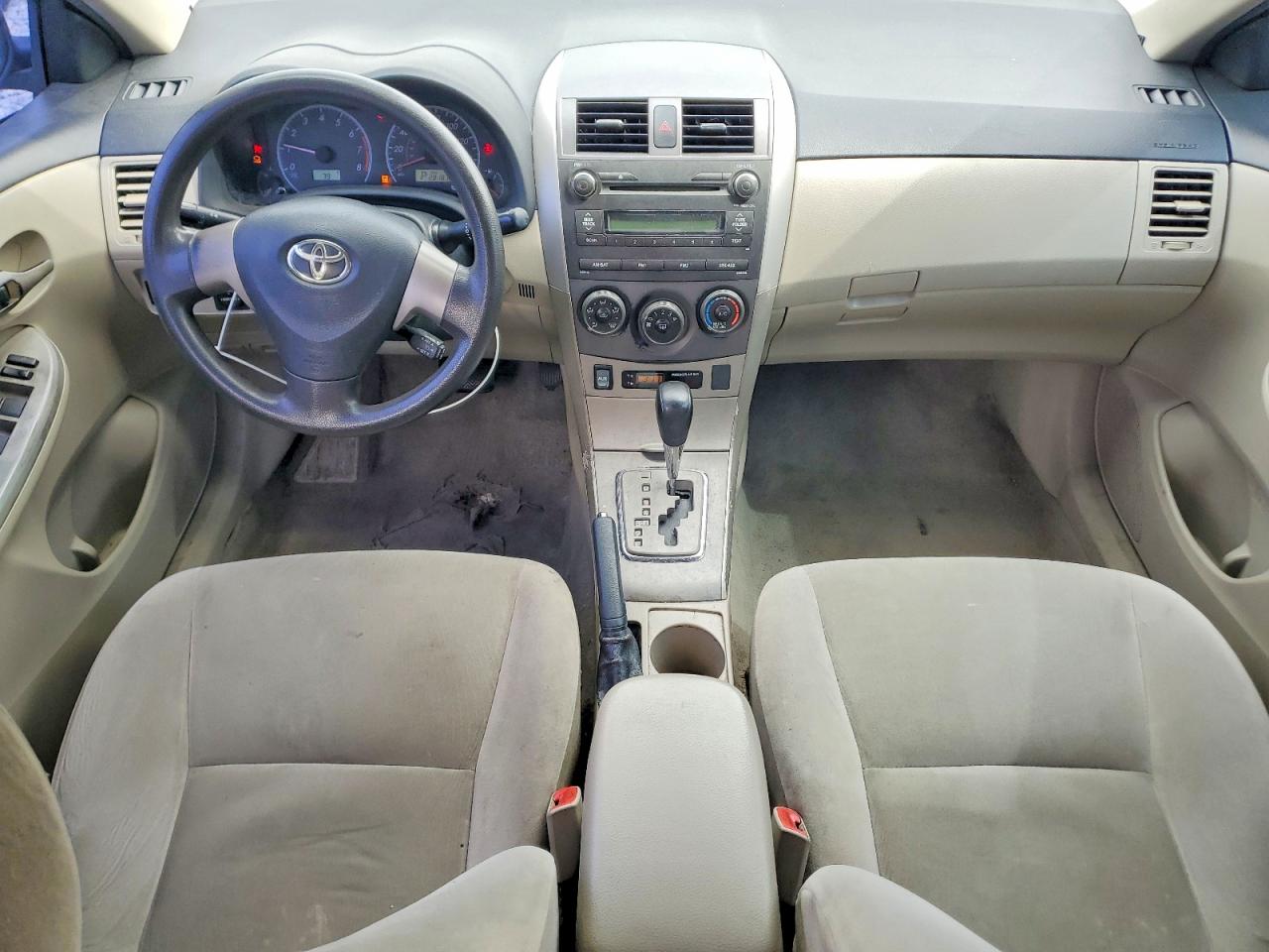 2011 Toyota Corolla Le White vin: 2T1BU4EE7BC569297