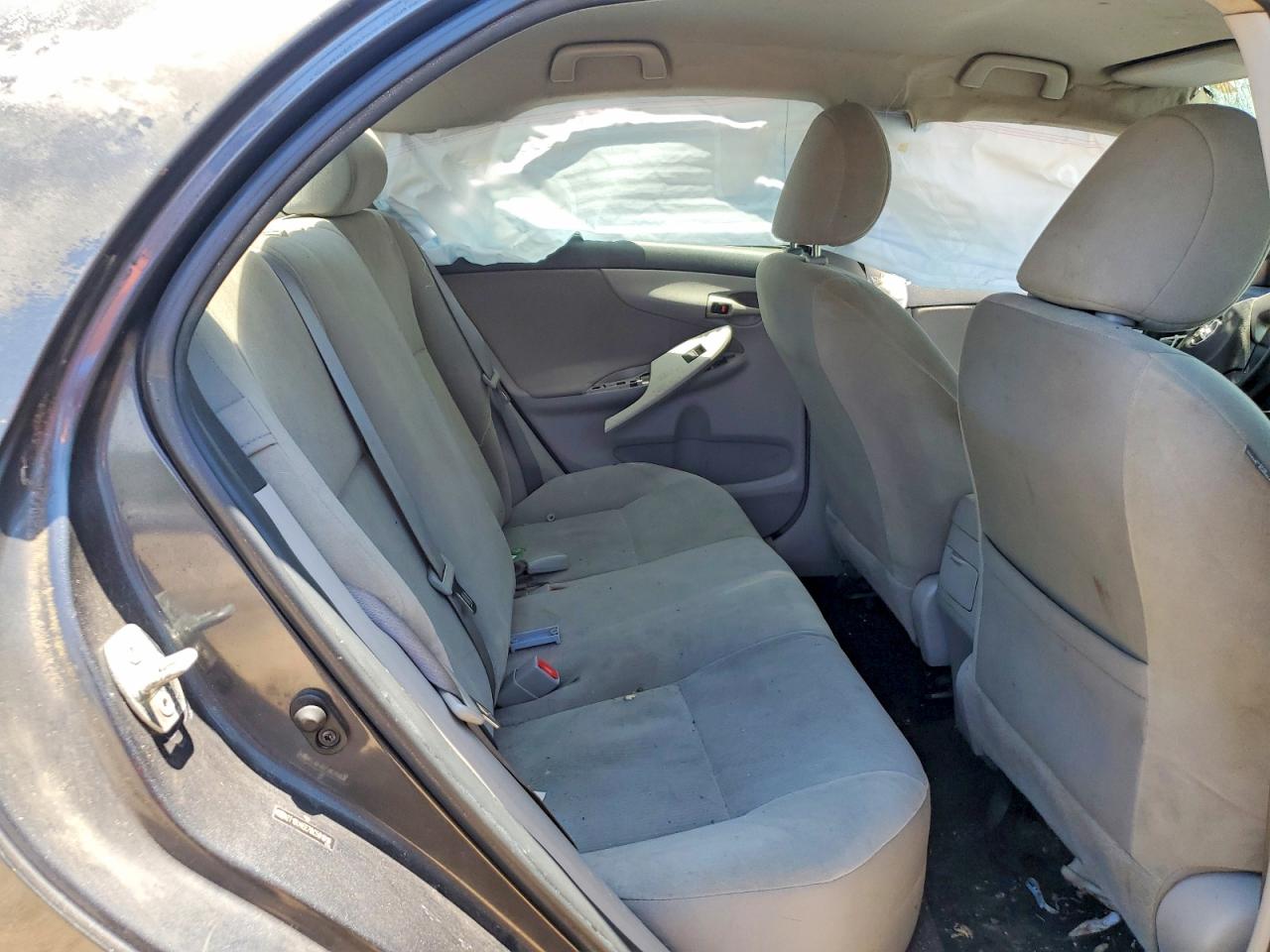 2011 Toyota Corolla Gray vin: 2T1BU4EE7BC581918