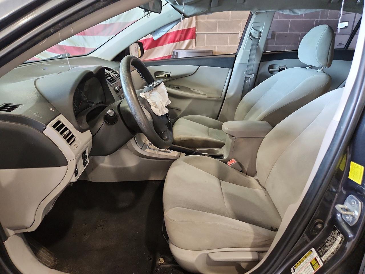 2011 Toyota Corolla Le Plus/le Premium Gray vin: 2T1BU4EE7BC586973