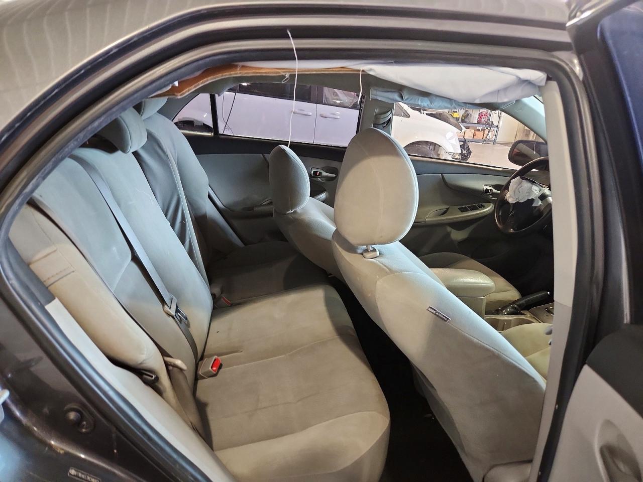 2011 Toyota Corolla Le Plus/le Premium Gray vin: 2T1BU4EE7BC586973