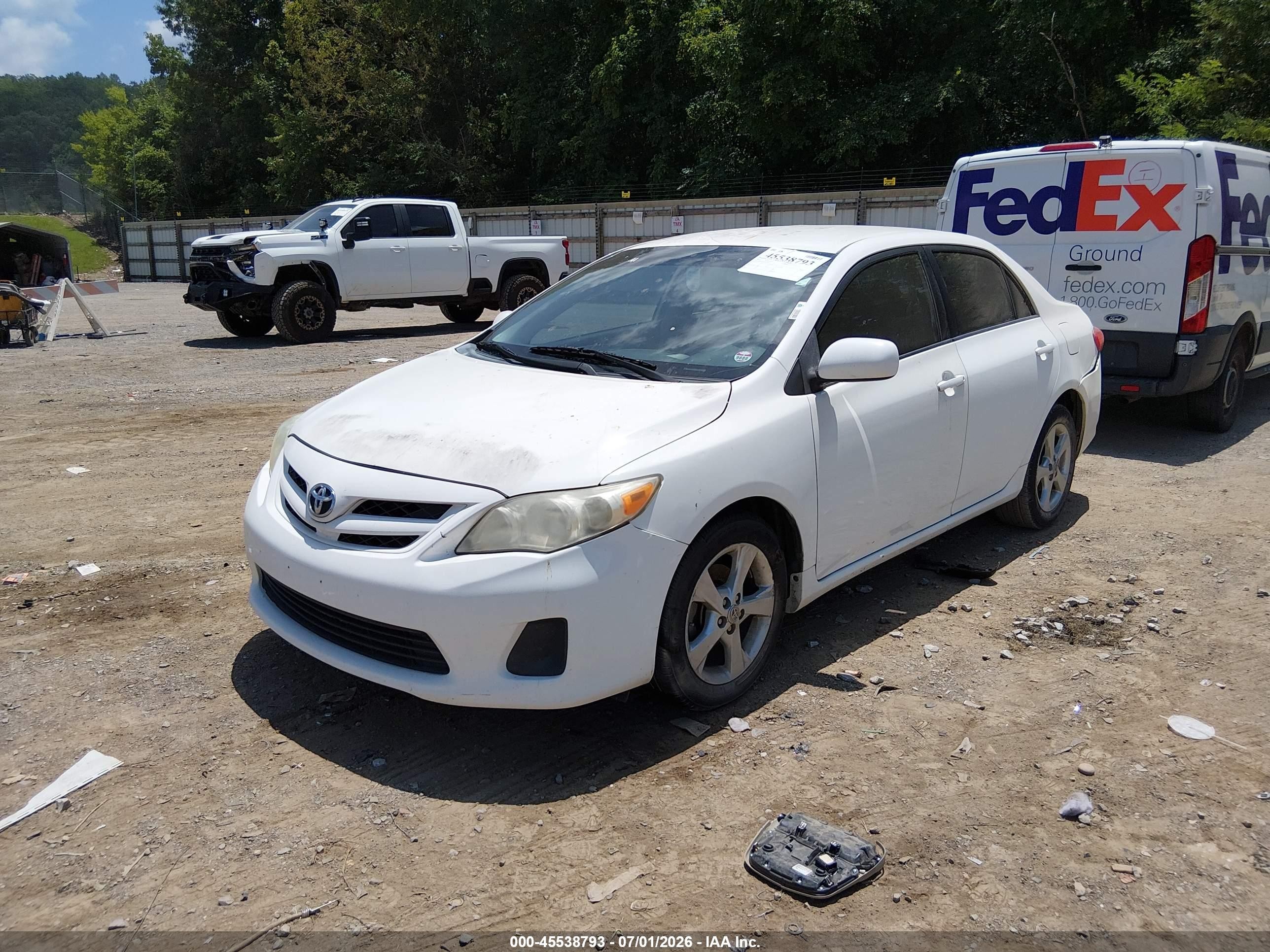 2011 Toyota Corolla Le White vin: 2T1BU4EE7BC606221