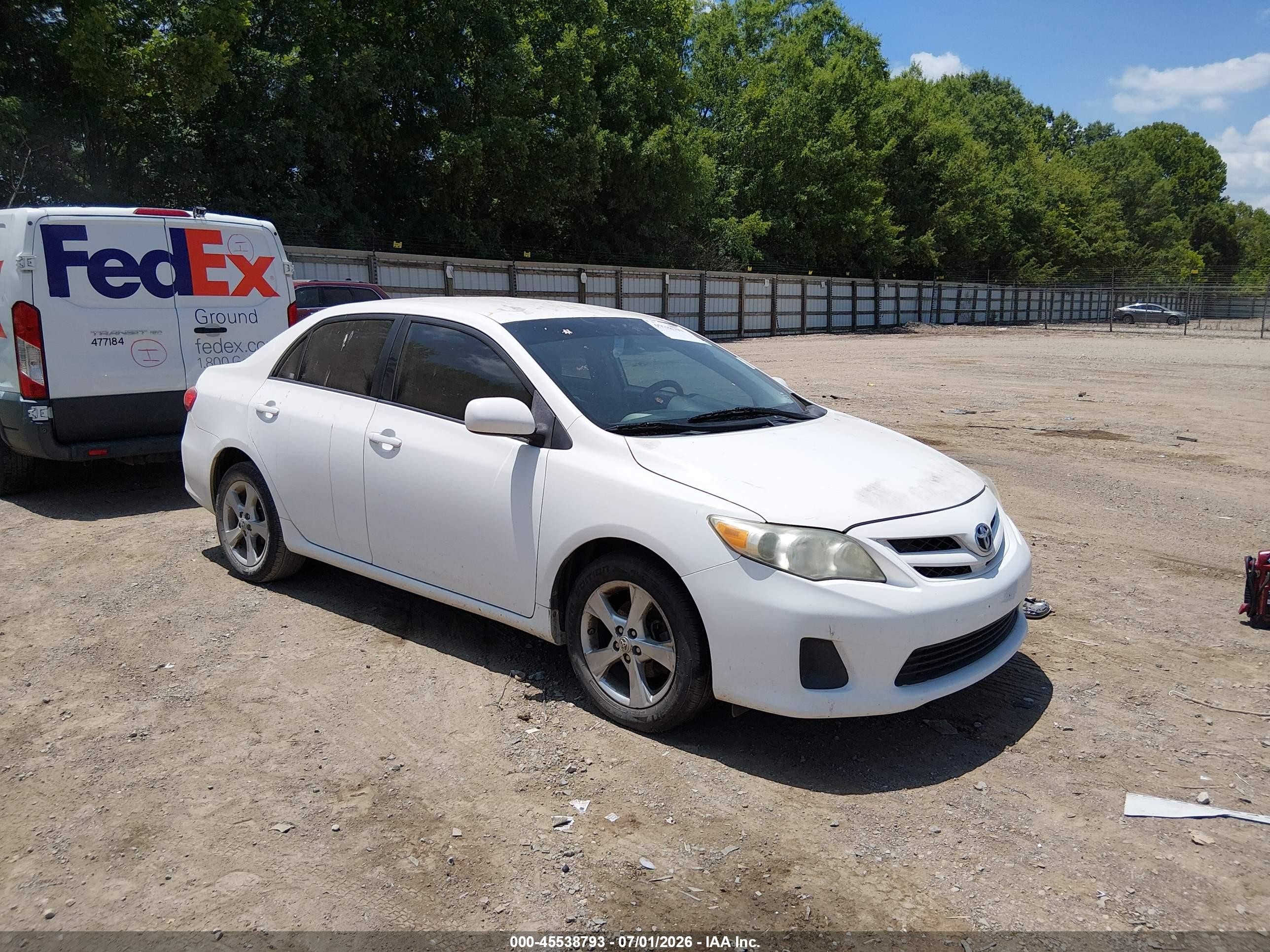 2011 Toyota Corolla Le White vin: 2T1BU4EE7BC606221