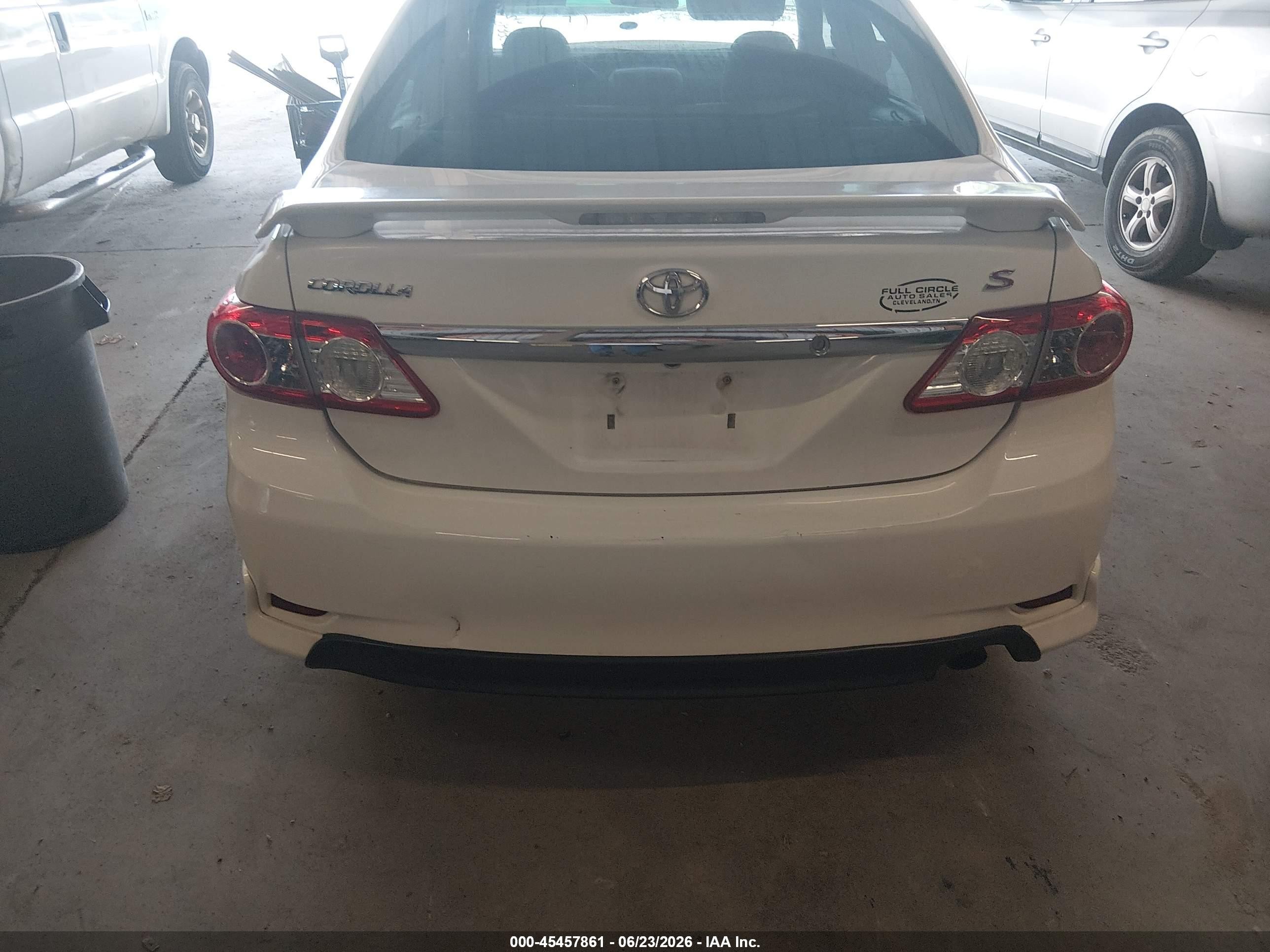 2011 Toyota Corolla S White vin: 2T1BU4EE7BC638893