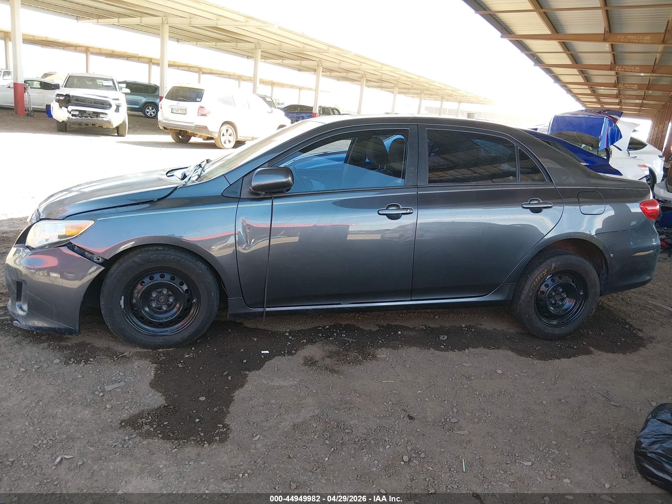 2011 Toyota Corolla Le Gray vin: 2T1BU4EE7BC641874