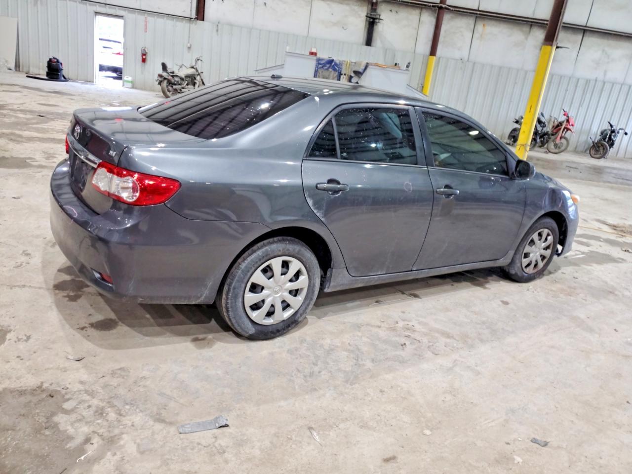2011 Toyota Corolla Le Charcoal vin: 2T1BU4EE7BC642670