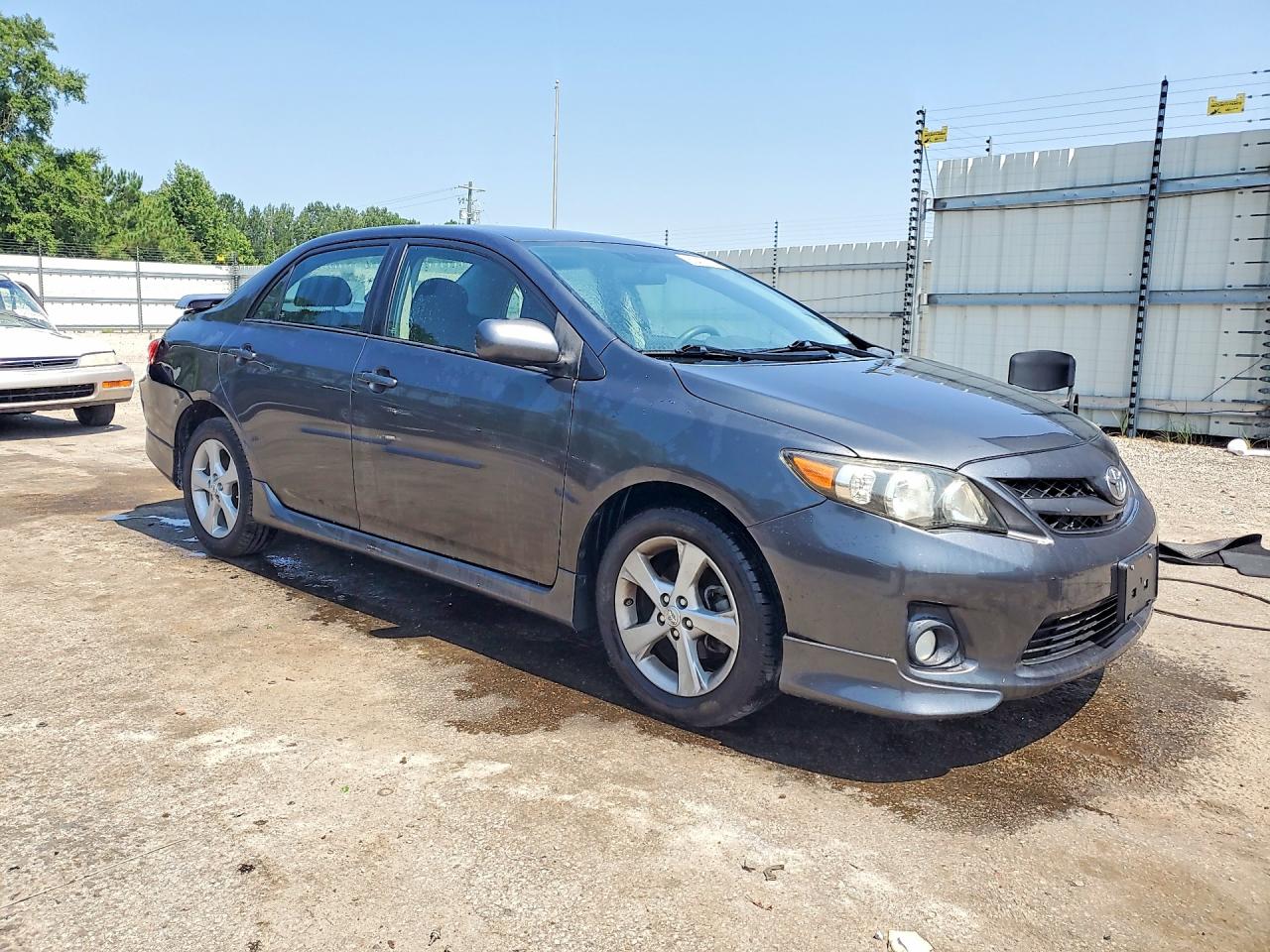 2011 Toyota Corolla S Charcoal vin: 2T1BU4EE7BC646685