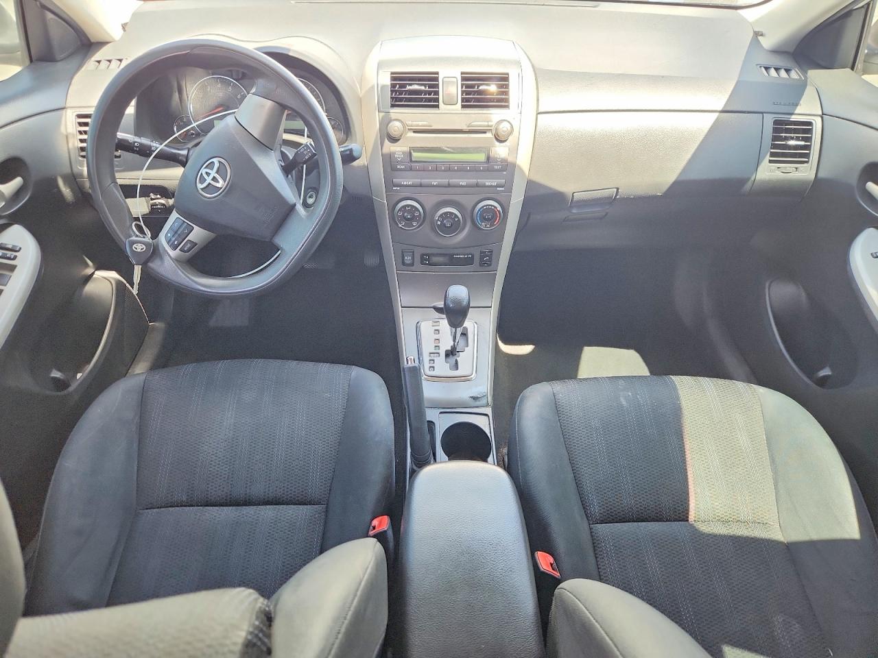 2011 Toyota Corolla S White vin: 2T1BU4EE7BC653295