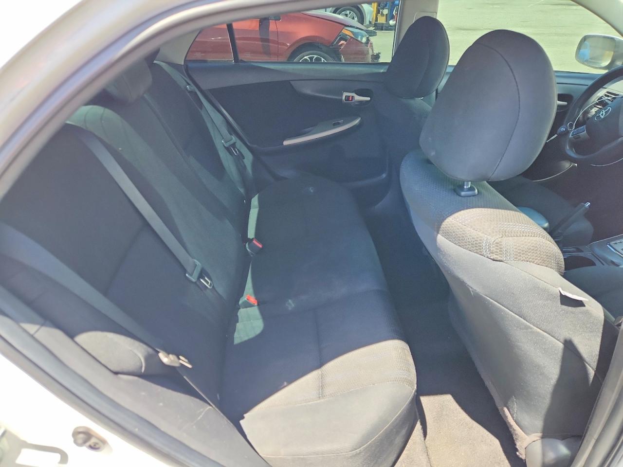 2011 Toyota Corolla S White vin: 2T1BU4EE7BC653295