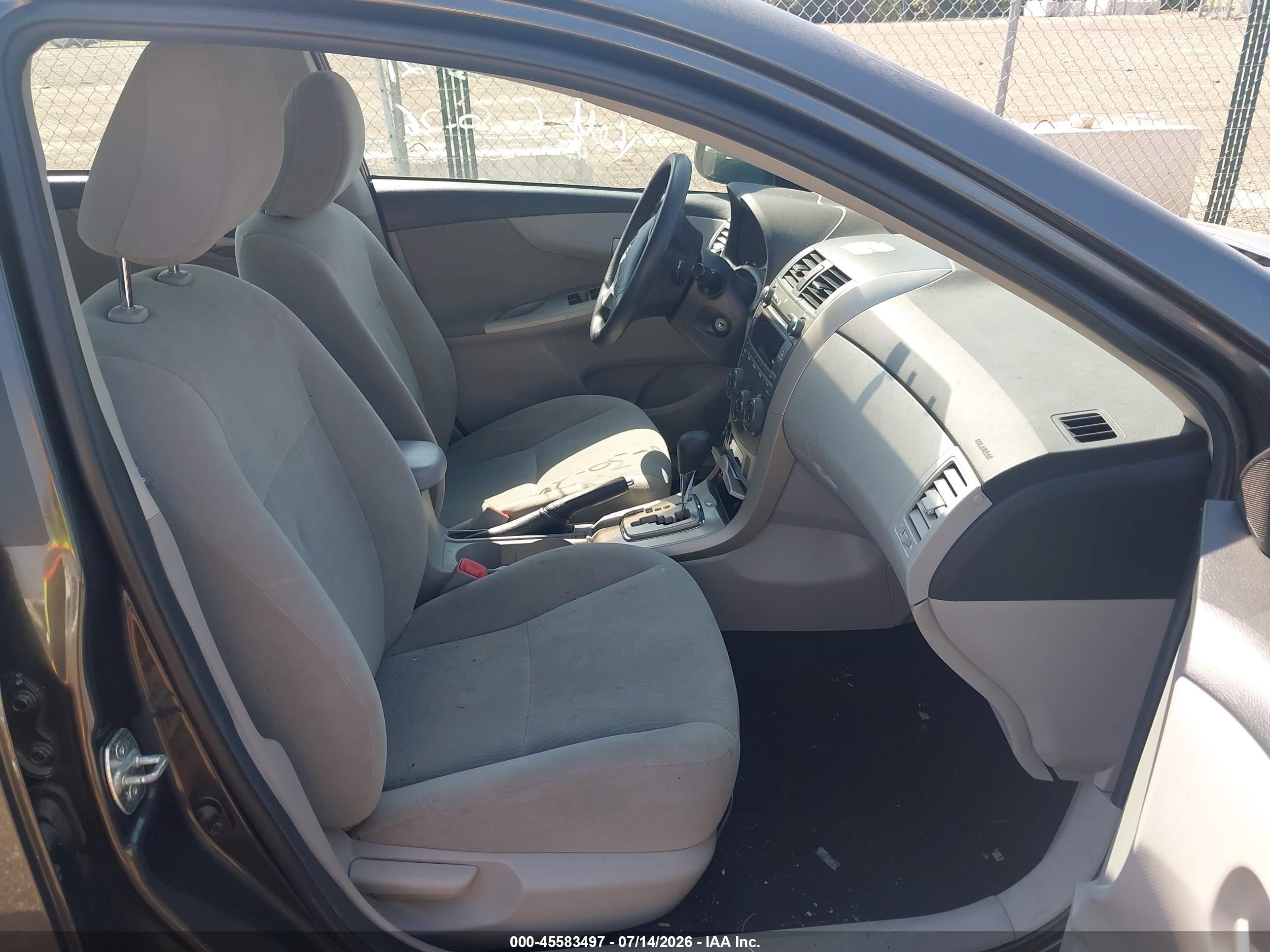 2011 Toyota Corolla Le Gray vin: 2T1BU4EE7BC673076