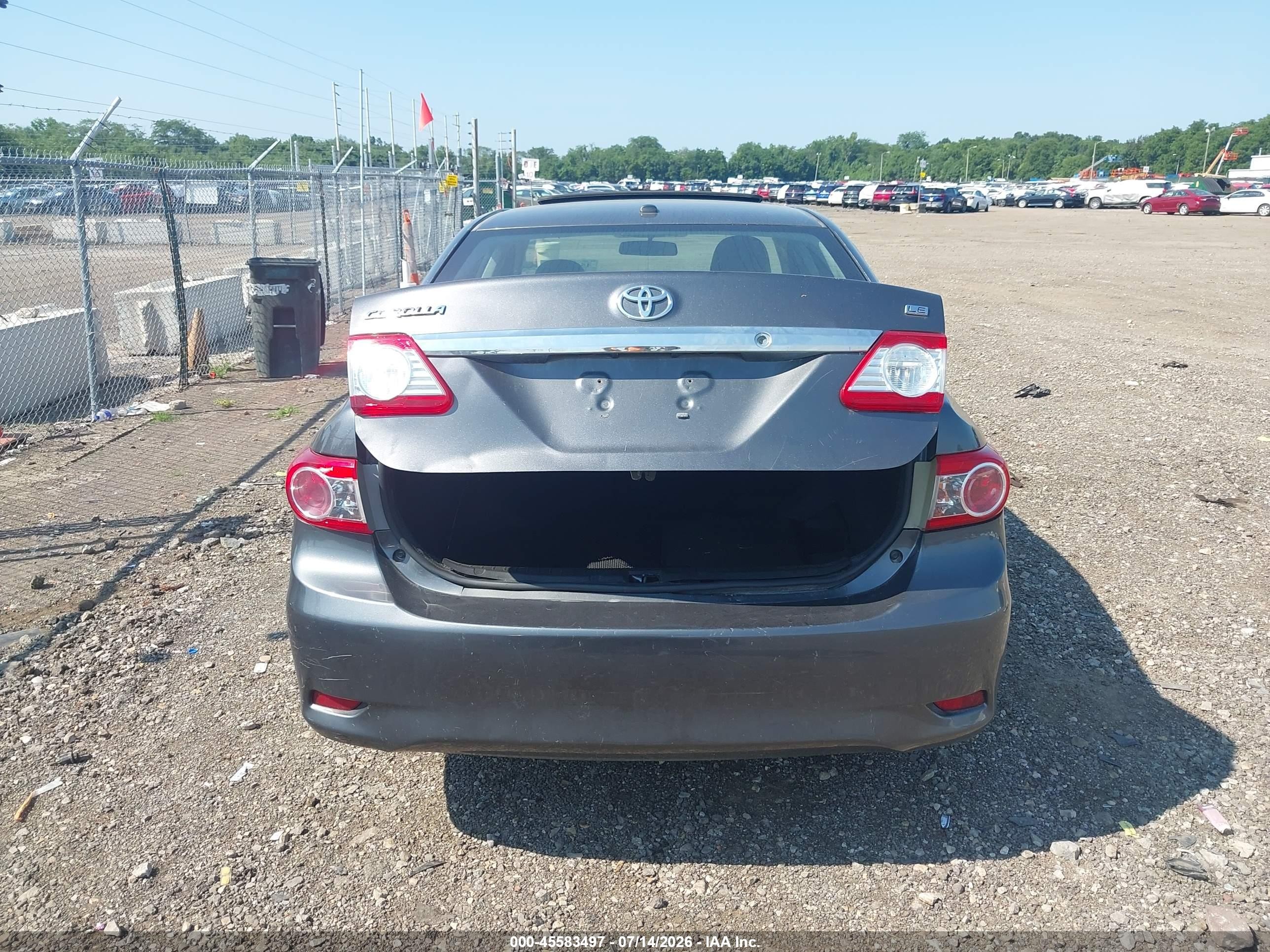 2011 Toyota Corolla Le Gray vin: 2T1BU4EE7BC673076