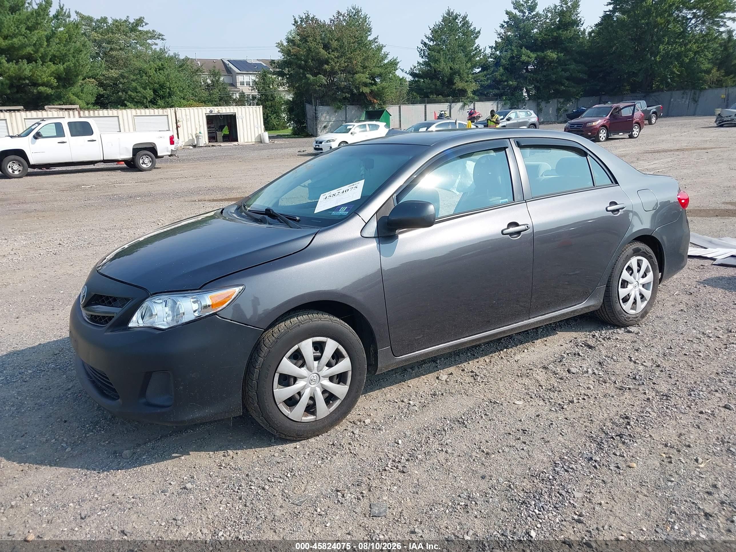 2011 Toyota Corolla Le Gray vin: 2T1BU4EE7BC677113