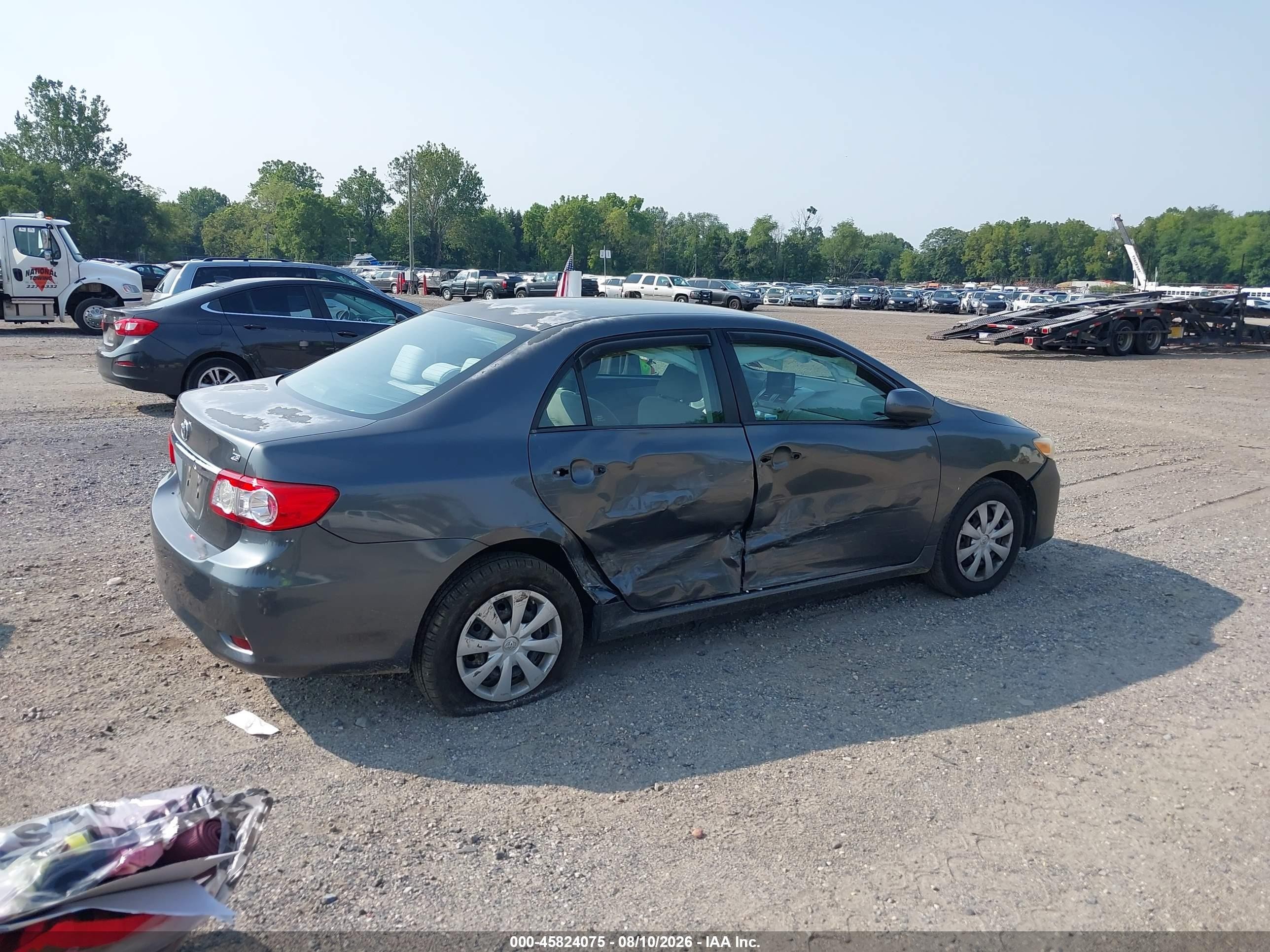 2011 Toyota Corolla Le Gray vin: 2T1BU4EE7BC677113