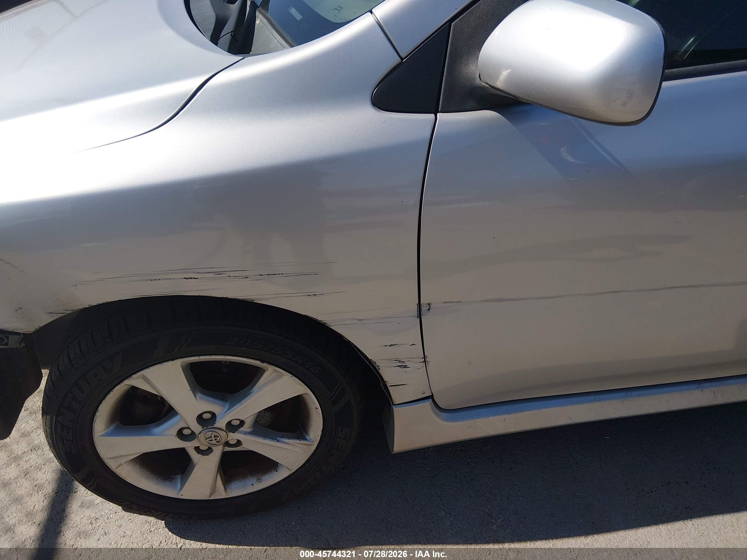 2011 Toyota Corolla S Silver vin: 2T1BU4EE7BC681615