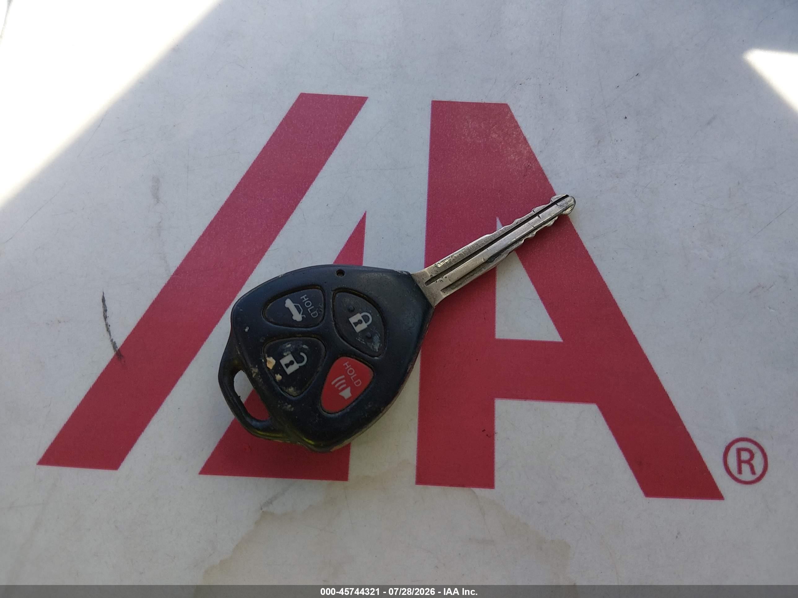 2011 Toyota Corolla S Silver vin: 2T1BU4EE7BC681615