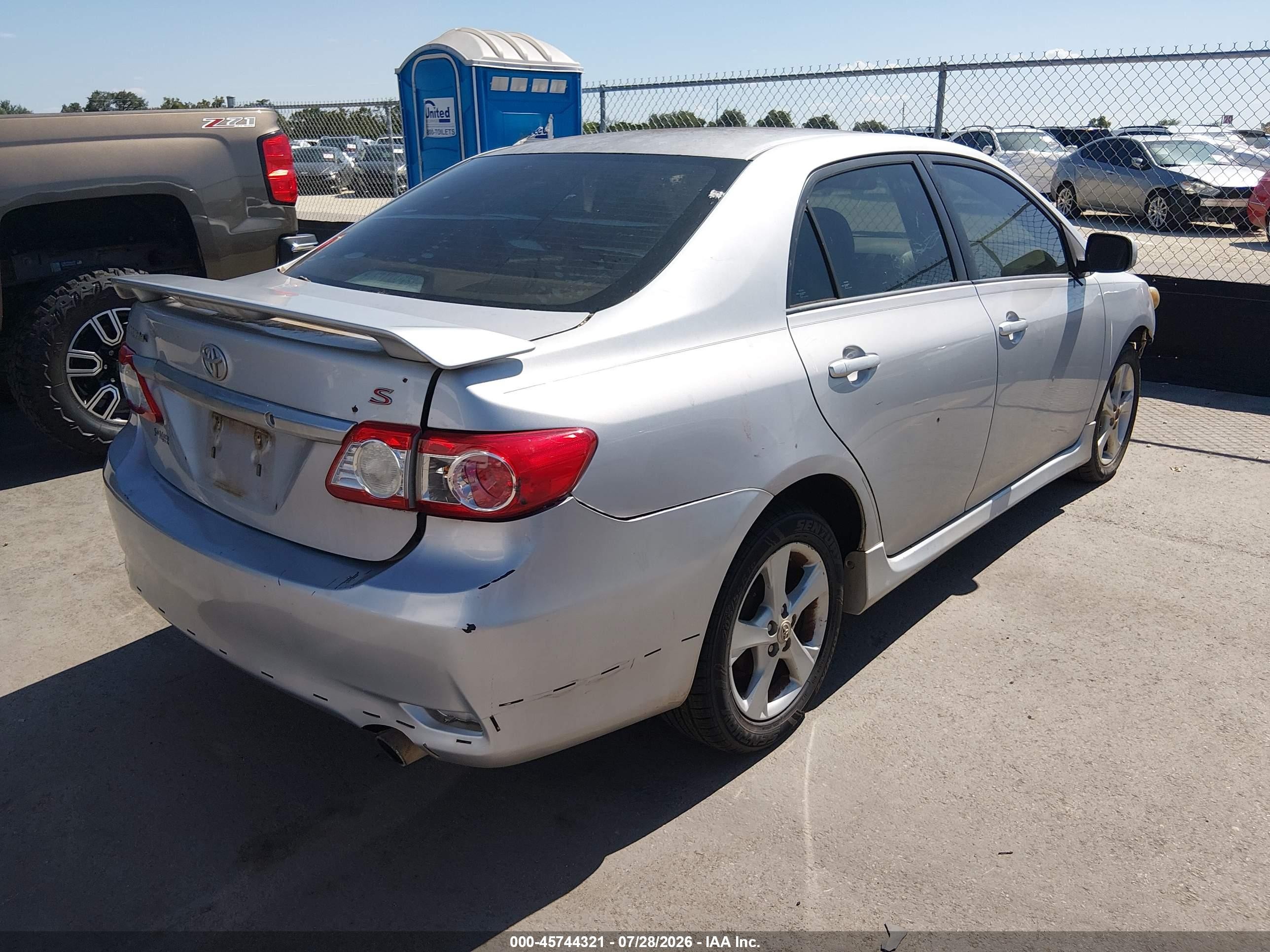 2011 Toyota Corolla S Silver vin: 2T1BU4EE7BC681615