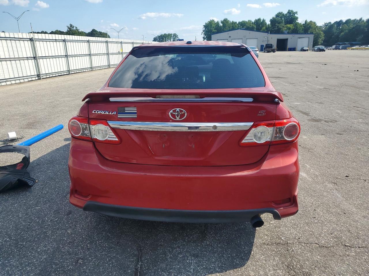 2011 Toyota Corolla S Red vin: 2T1BU4EE7BC691576