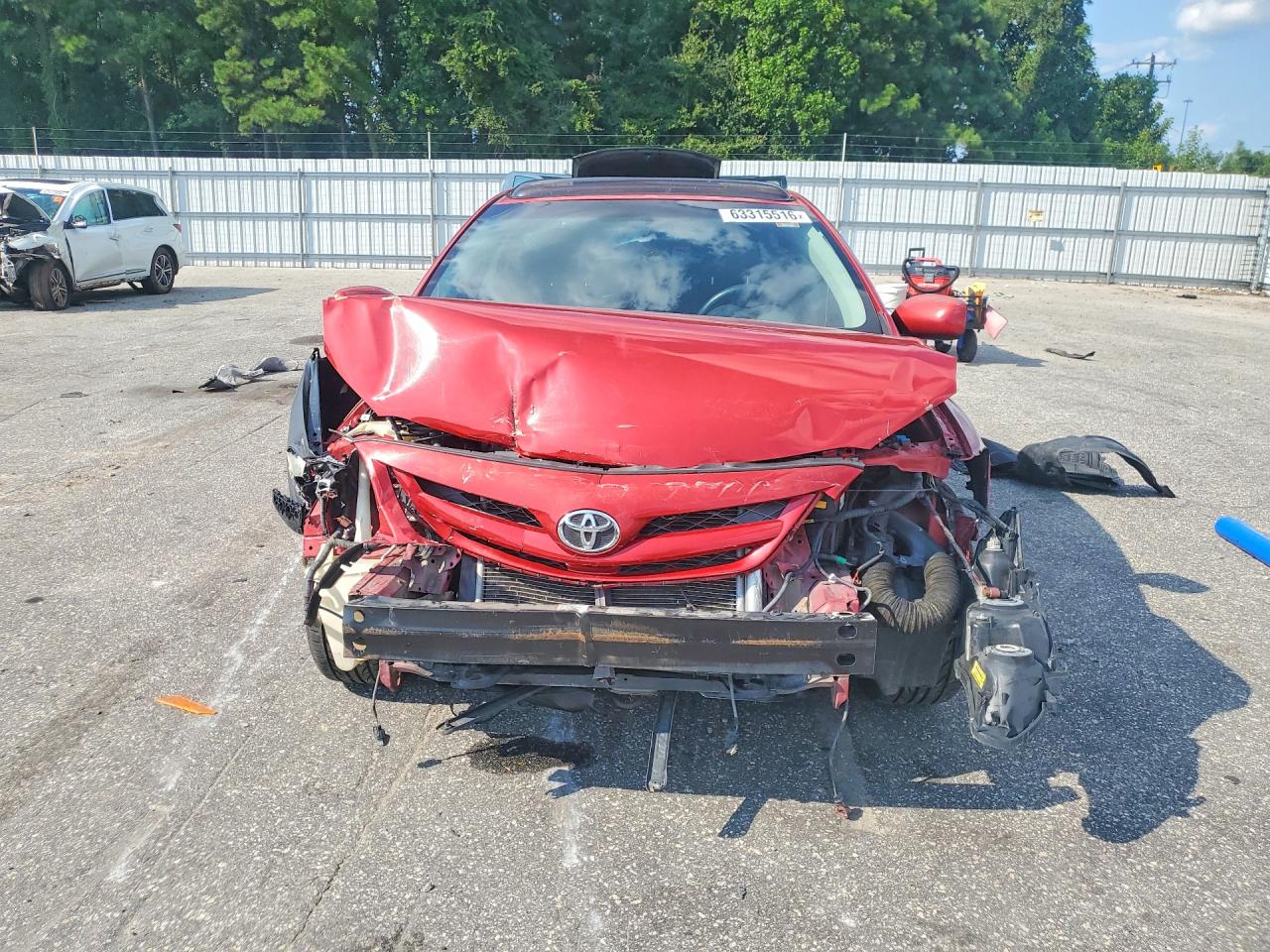 2011 Toyota Corolla S Red vin: 2T1BU4EE7BC691576