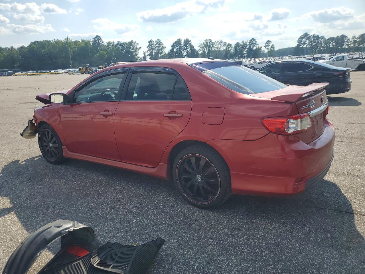 2011 Toyota Corolla S Red vin: 2T1BU4EE7BC691576