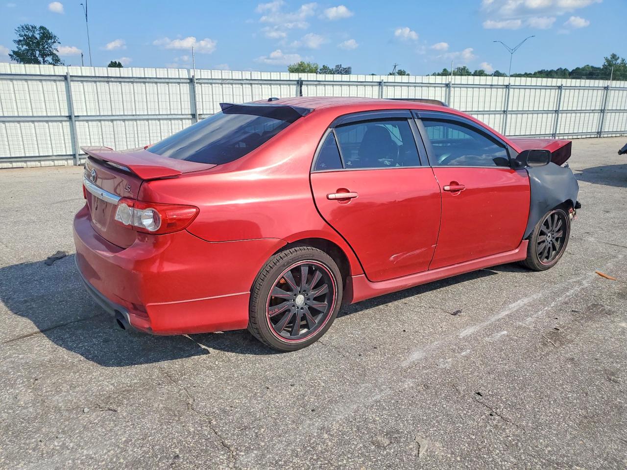 2011 Toyota Corolla S Red vin: 2T1BU4EE7BC691576