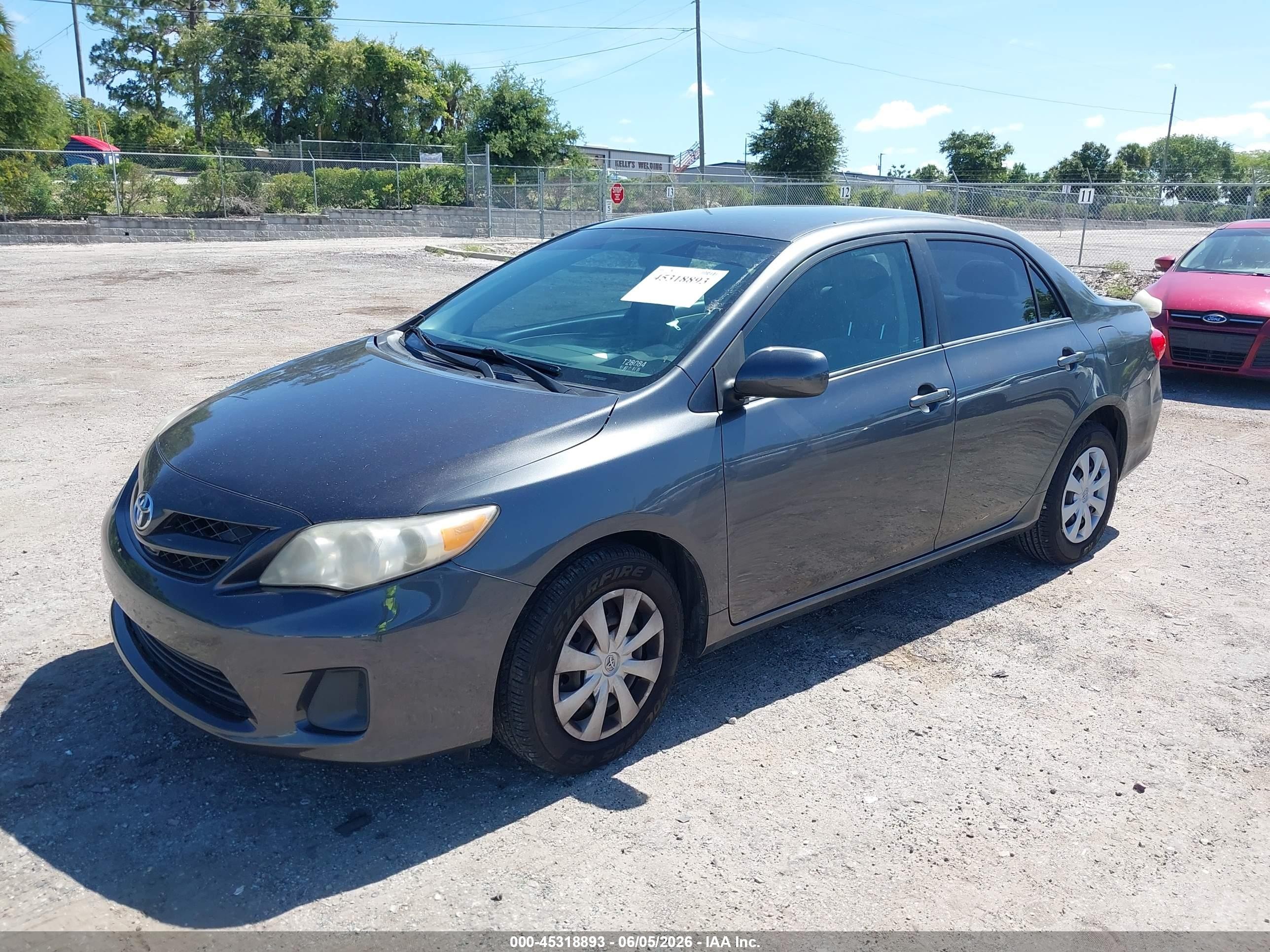 2011 Toyota Corolla Le Gray vin: 2T1BU4EE7BC692730