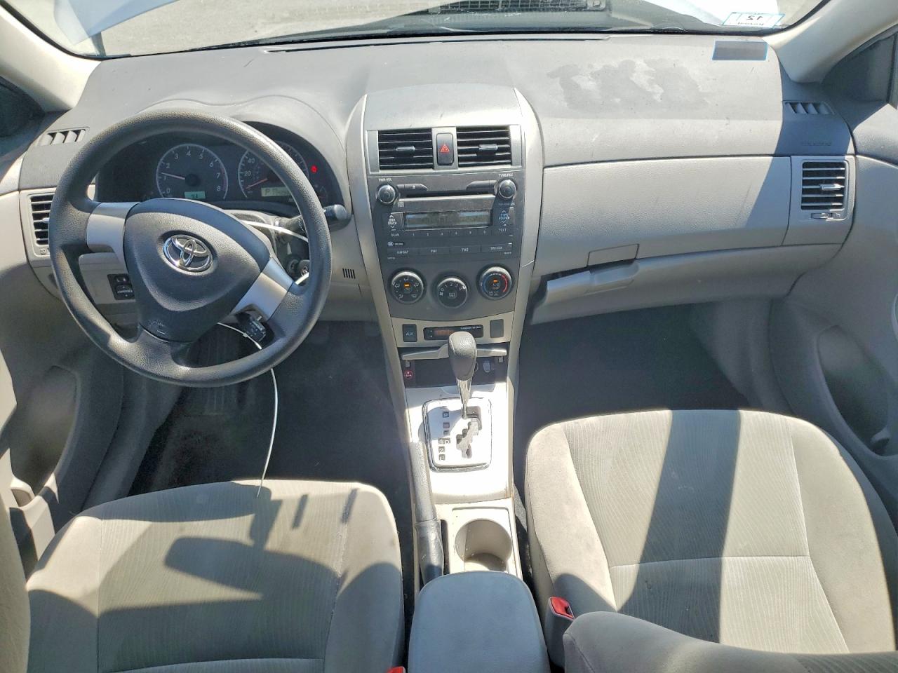 2011 Toyota Corolla Le Silver vin: 2T1BU4EE7BC699662