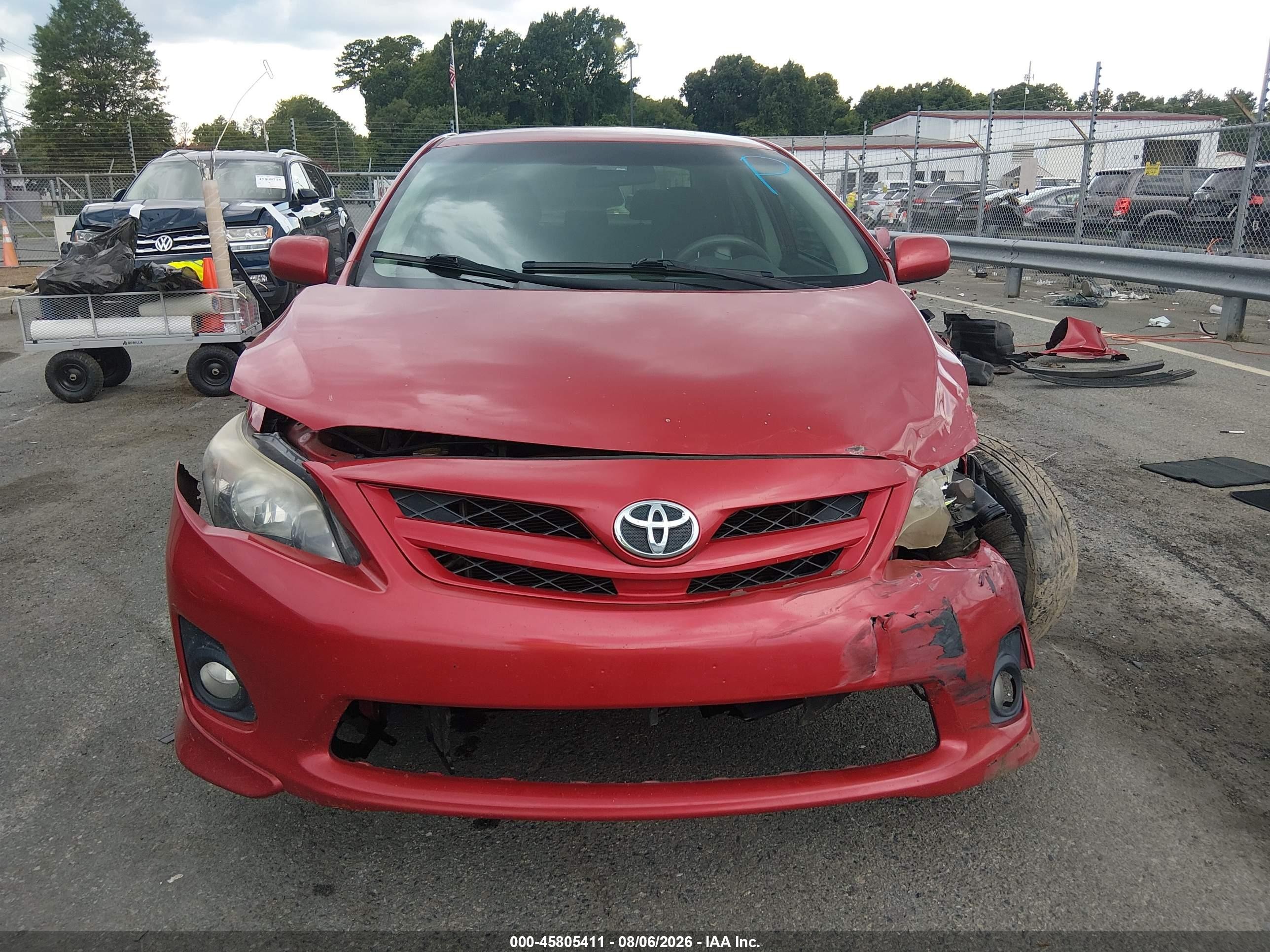 2011 Toyota Corolla S Red vin: 2T1BU4EE7BC700163