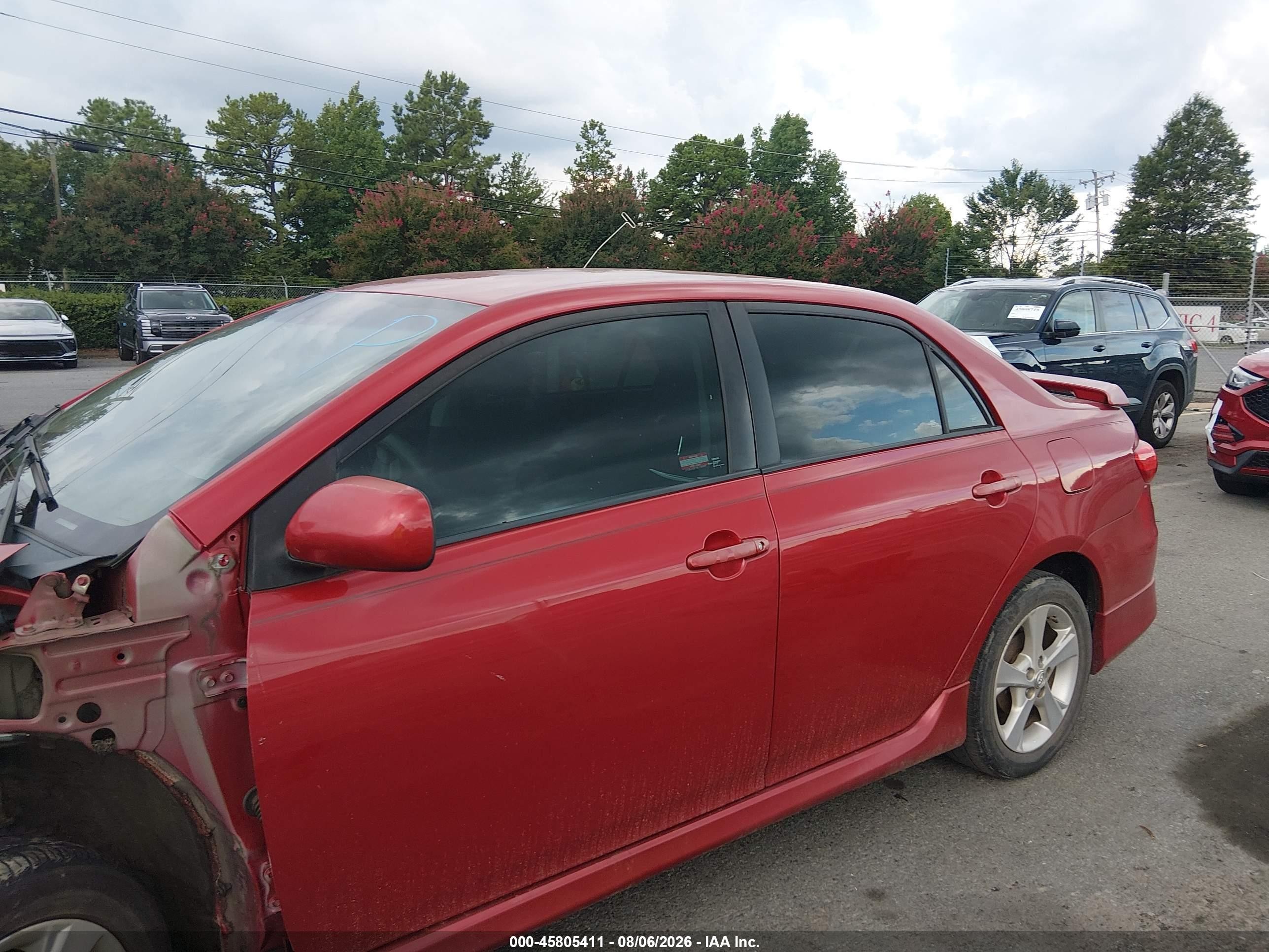 2011 Toyota Corolla S Red vin: 2T1BU4EE7BC700163