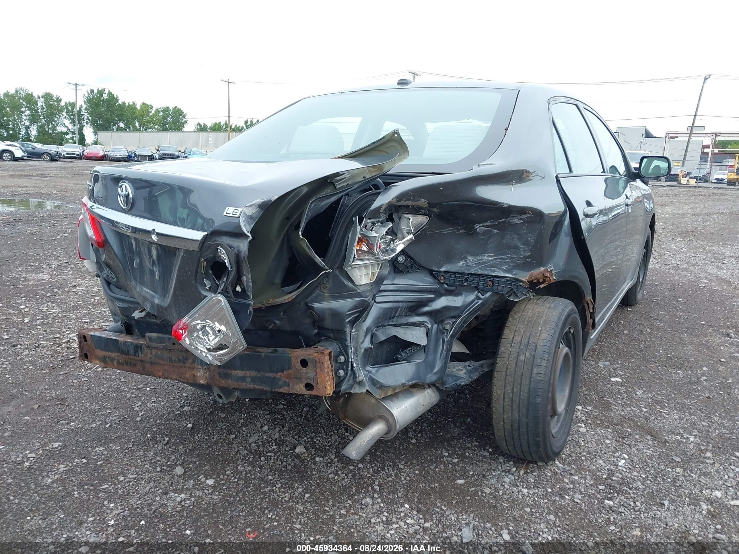 2011 Toyota Corolla Le Gray vin: 2T1BU4EE7BC702608