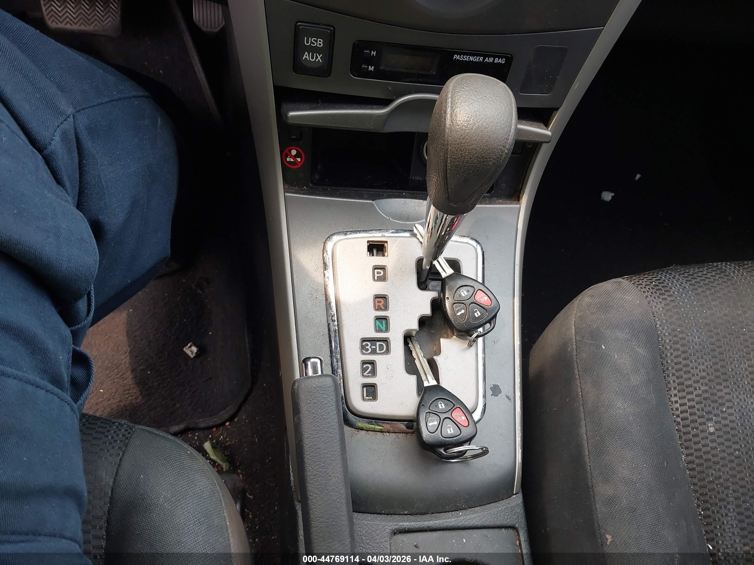 2011 Toyota Corolla S White vin: 2T1BU4EE7BC704570