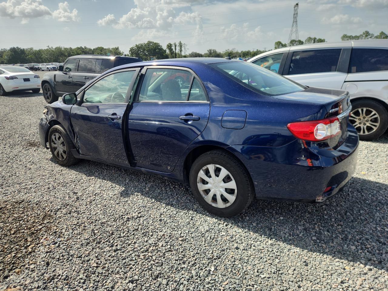 2011 Toyota Corolla Le Blue vin: 2T1BU4EE7BC707002