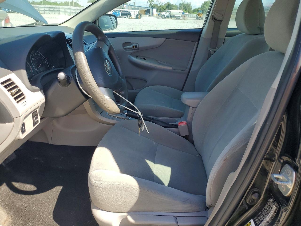 2011 Toyota Corolla Le Black vin: 2T1BU4EE7BC711776
