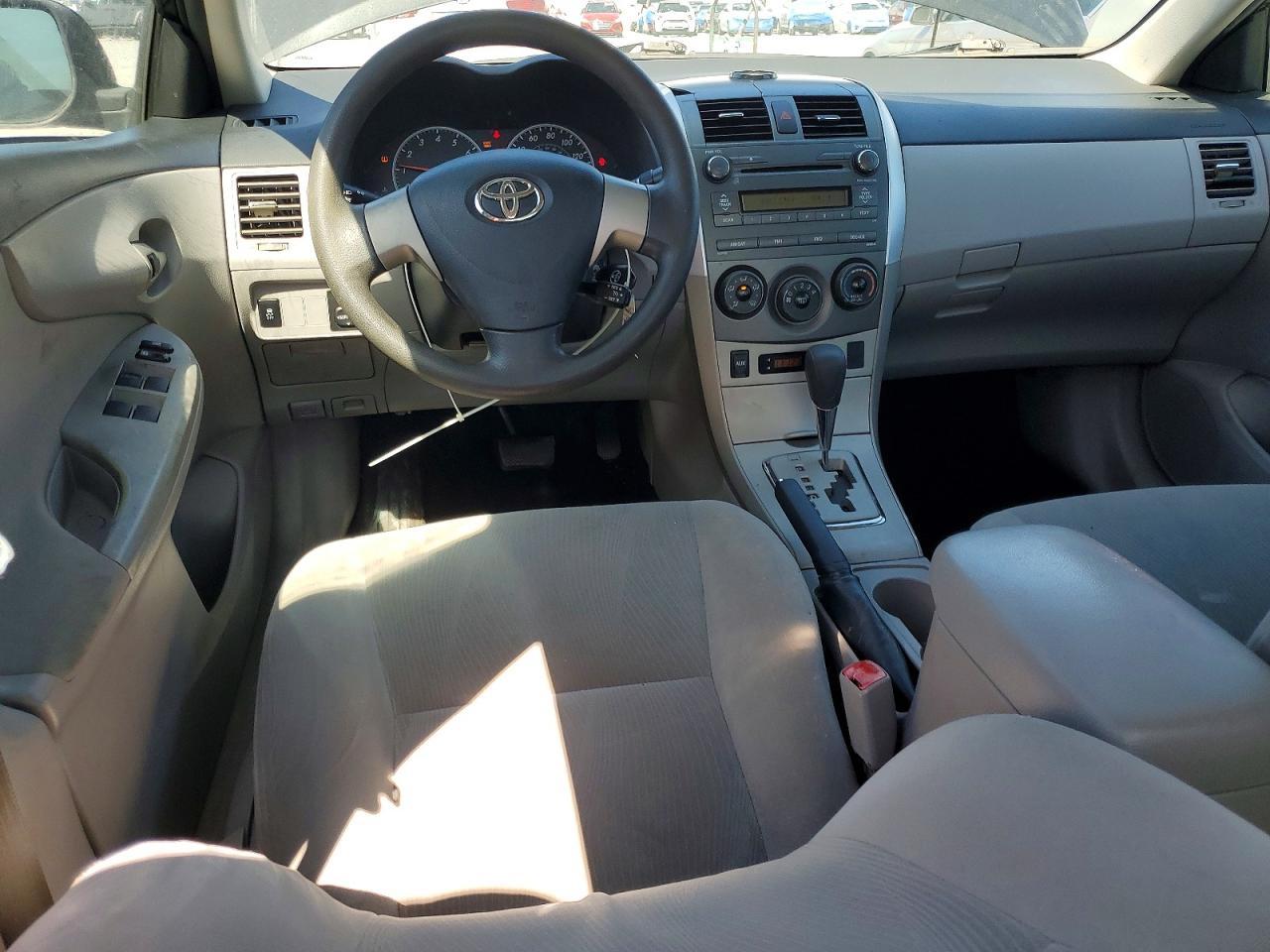 2011 Toyota Corolla Le Black vin: 2T1BU4EE7BC711776