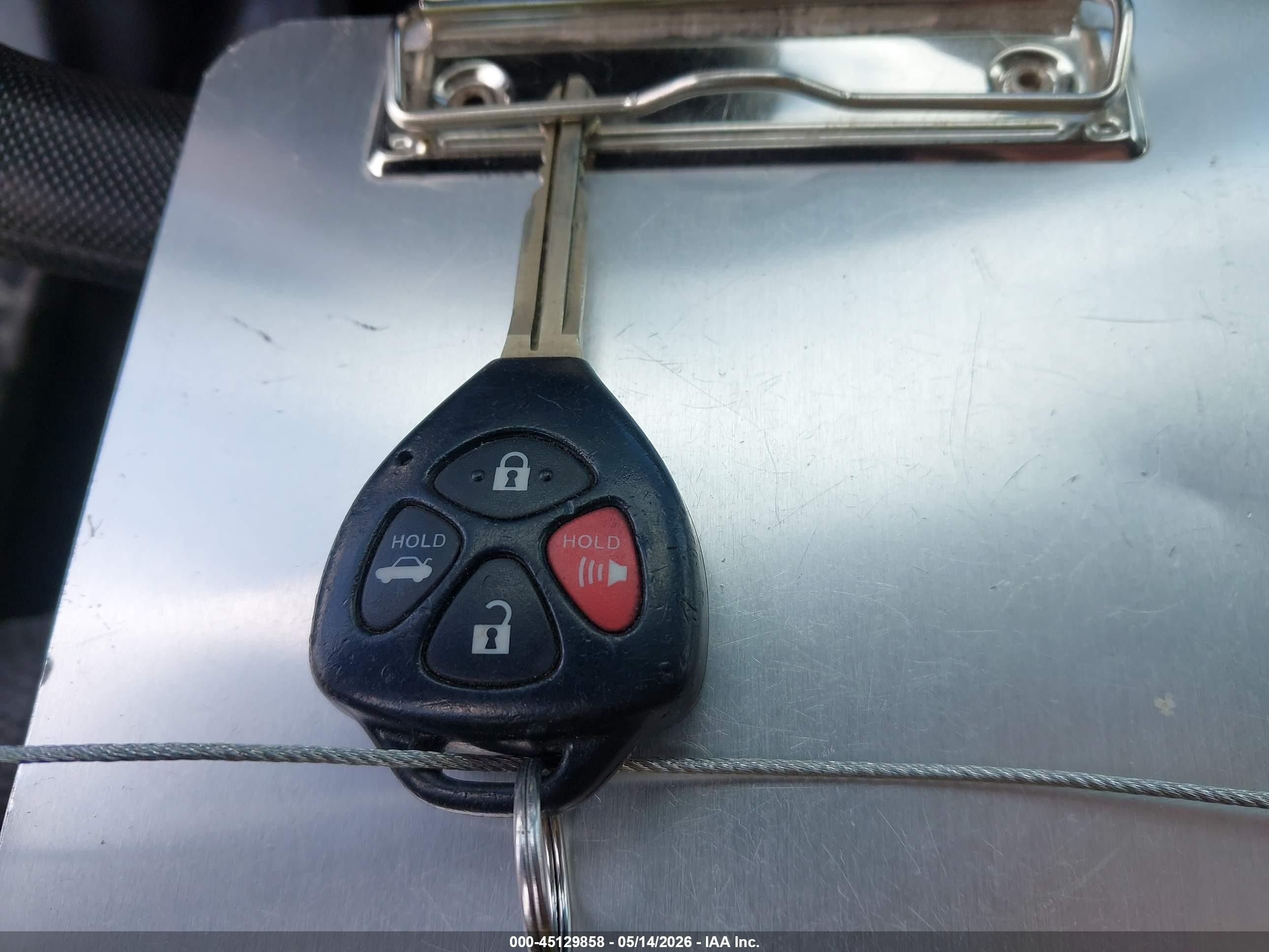 2011 Toyota Corolla S Red vin: 2T1BU4EE7BC718808