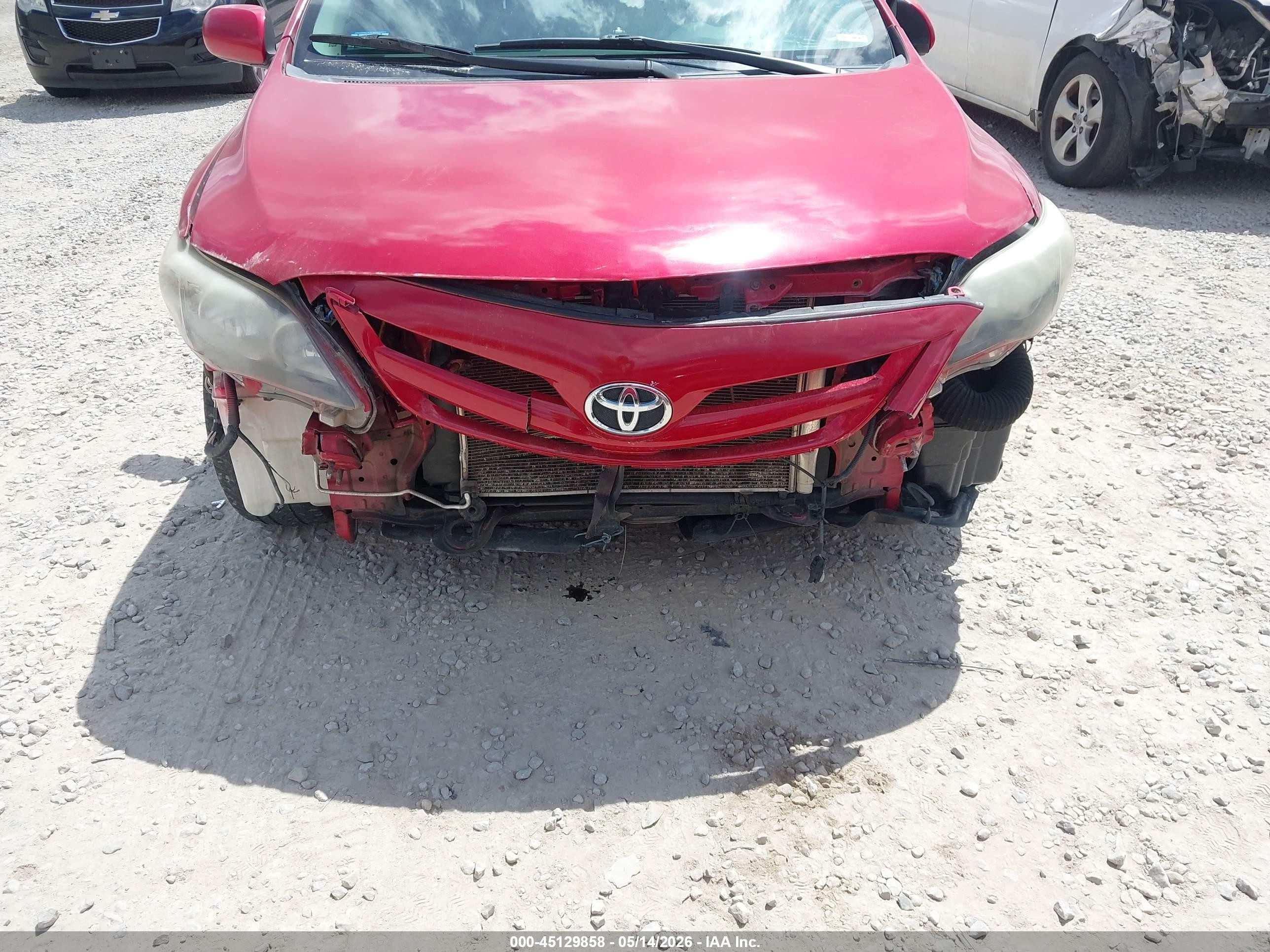 2011 Toyota Corolla S Red vin: 2T1BU4EE7BC718808