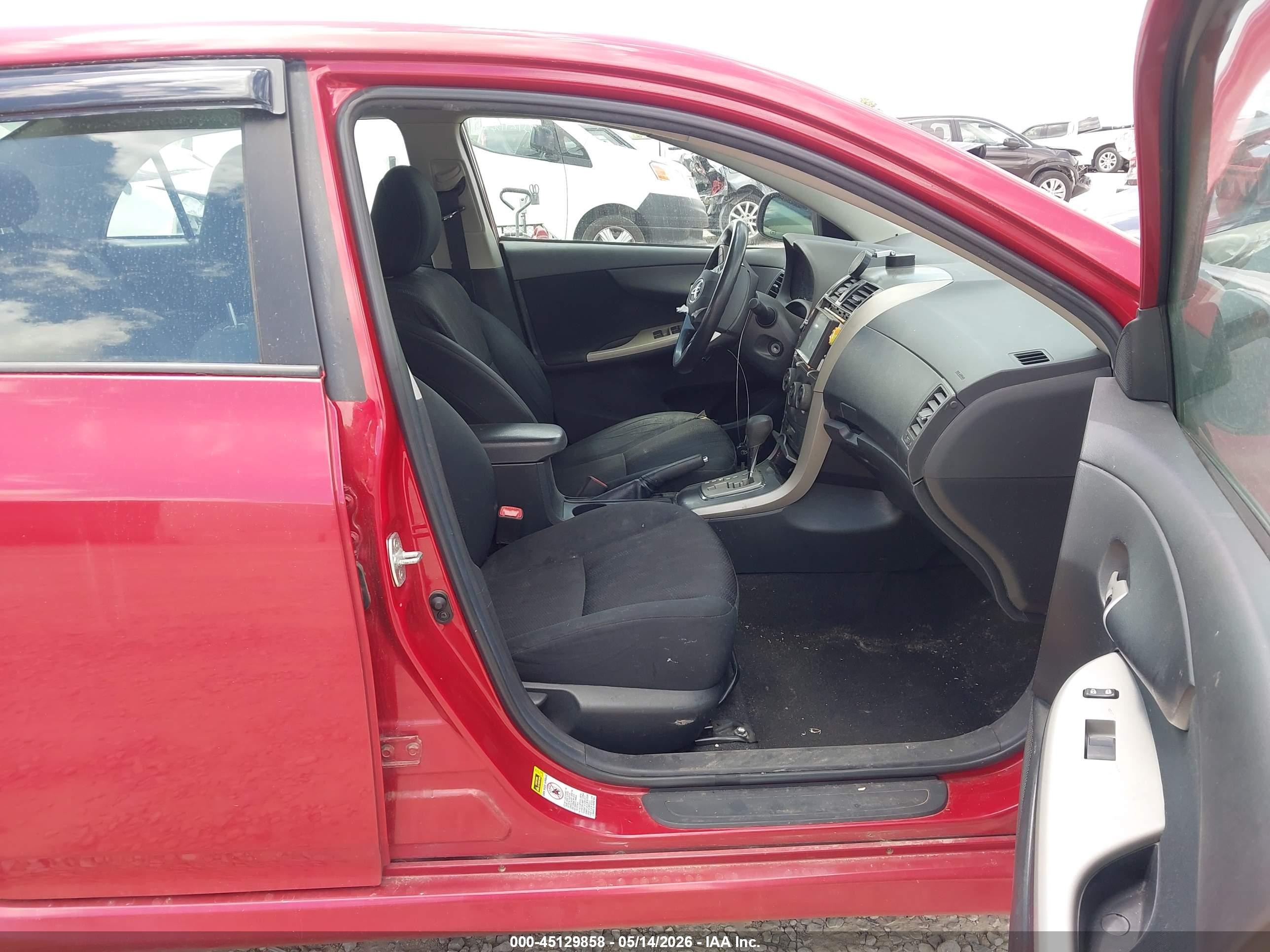 2011 Toyota Corolla S Red vin: 2T1BU4EE7BC718808