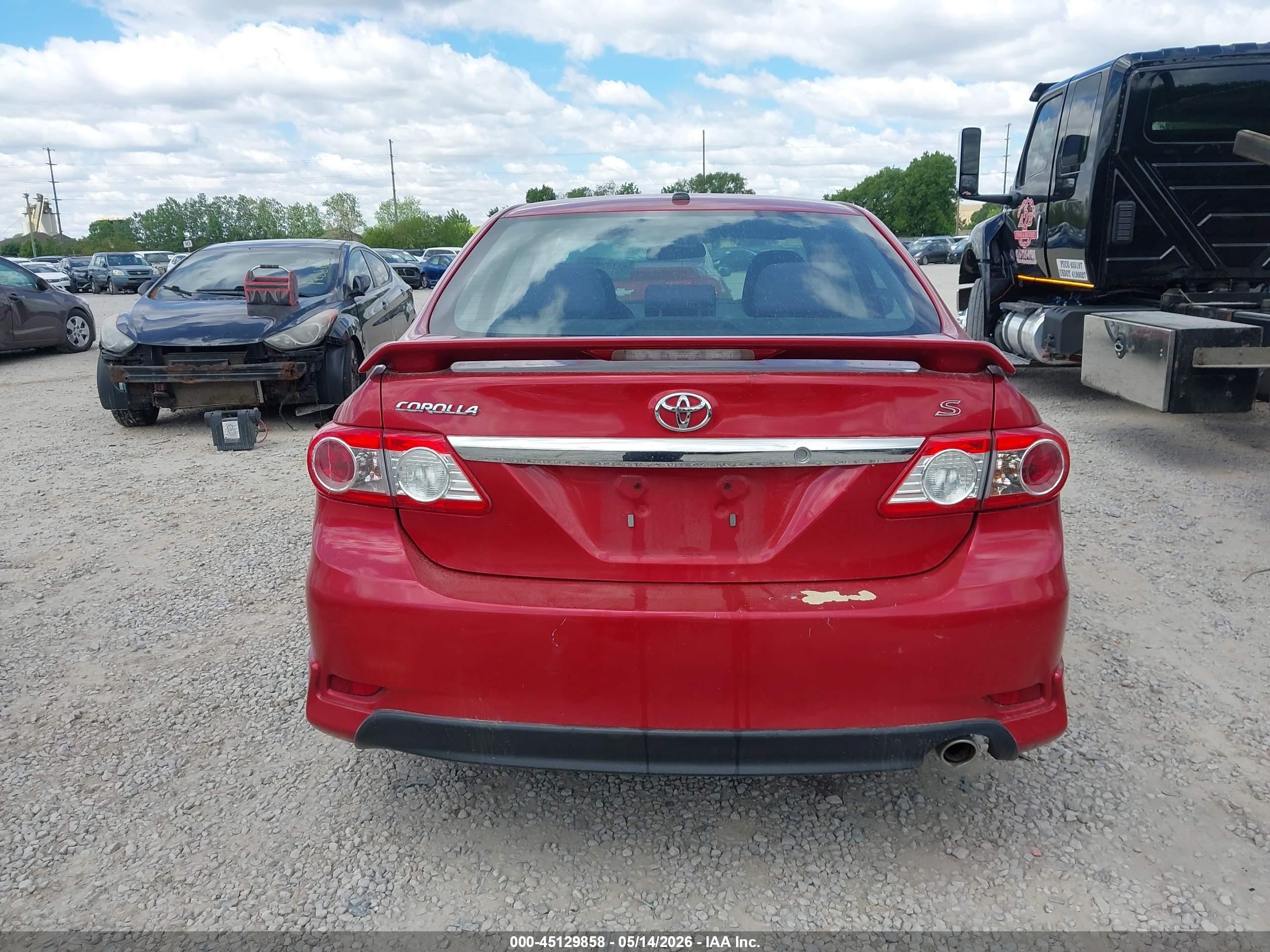 2011 Toyota Corolla S Red vin: 2T1BU4EE7BC718808
