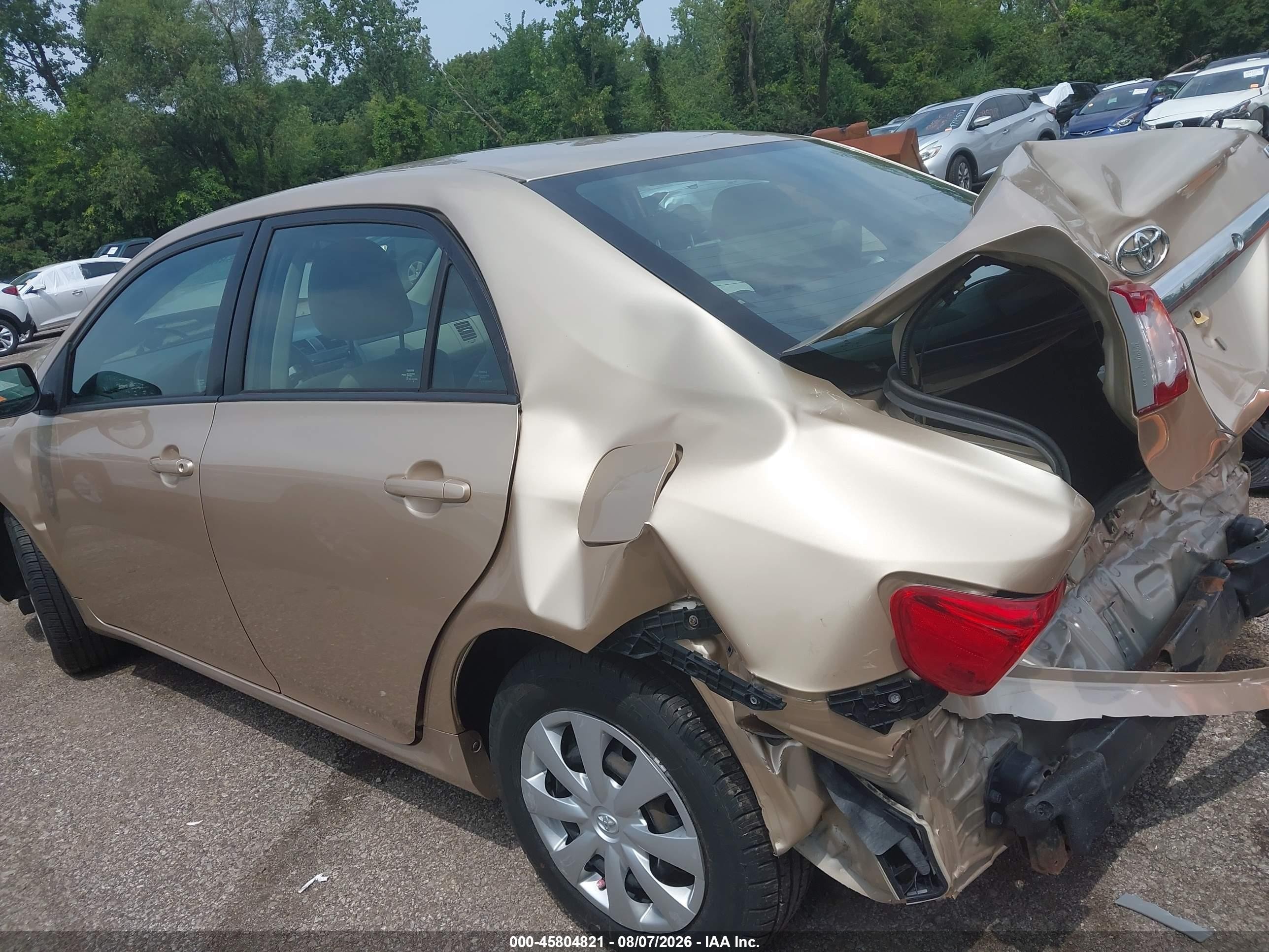 2011 Toyota Corolla Le Золотой vin: 2T1BU4EE7BC721434