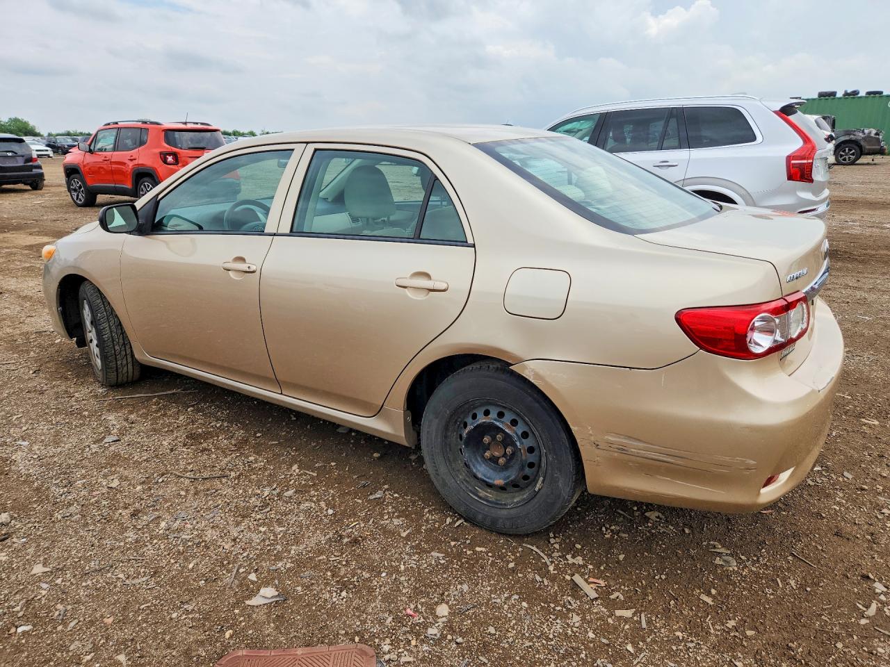 2011 Toyota Corolla Base Tan vin: 2T1BU4EE7BC727038
