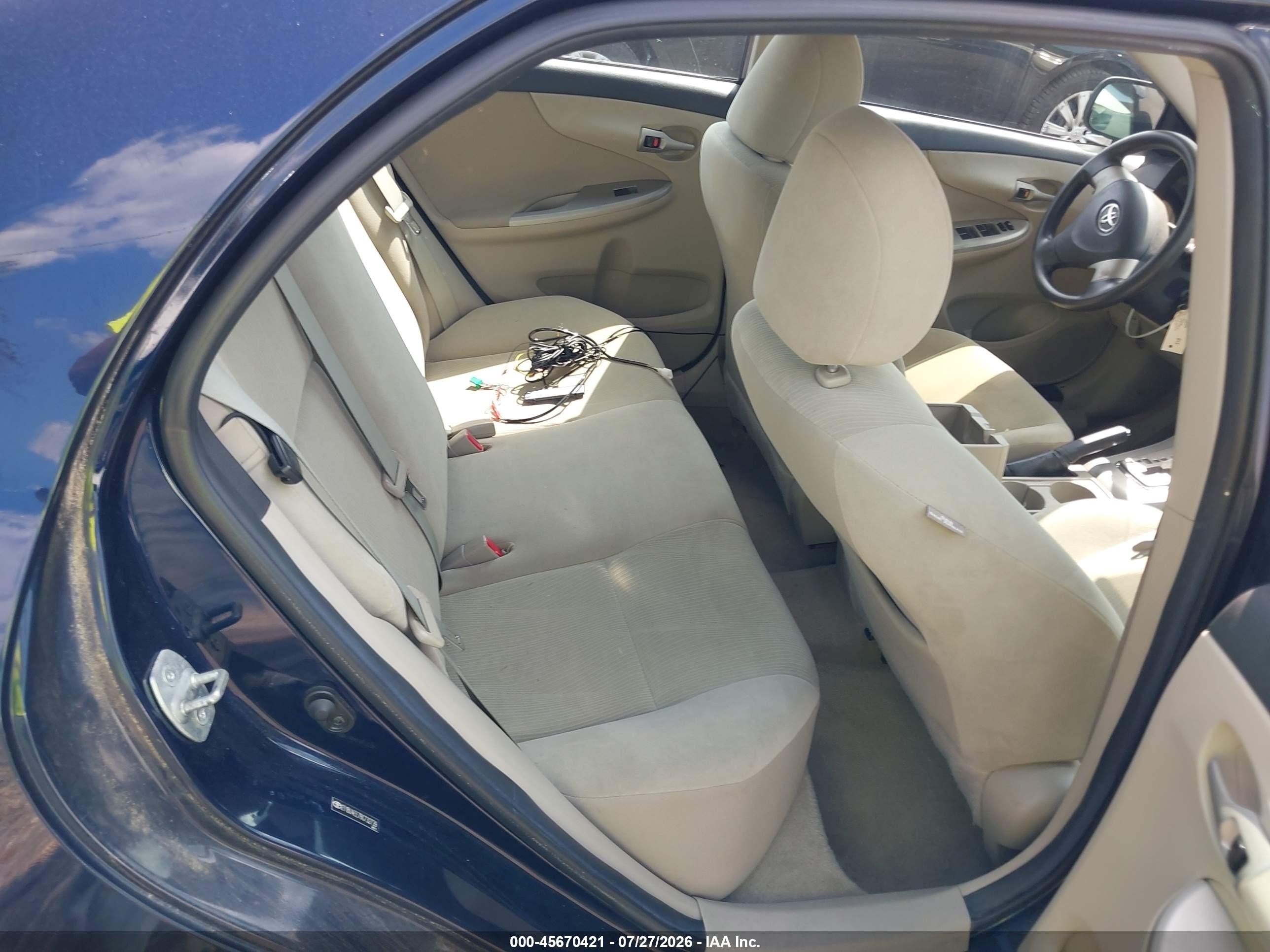 2011 Toyota Corolla Le Синий vin: 2T1BU4EE7BC732739