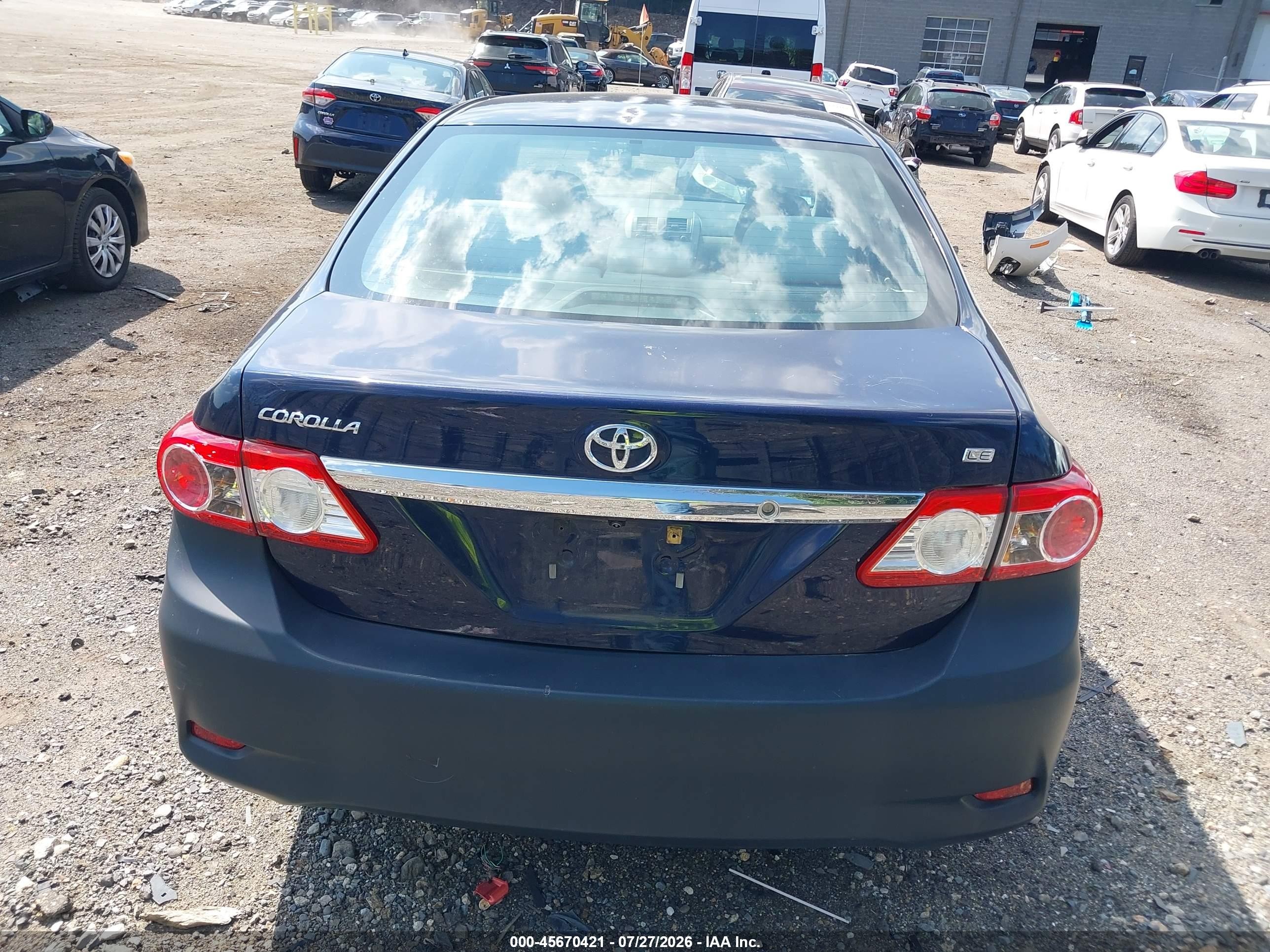 2011 Toyota Corolla Le Синий vin: 2T1BU4EE7BC732739