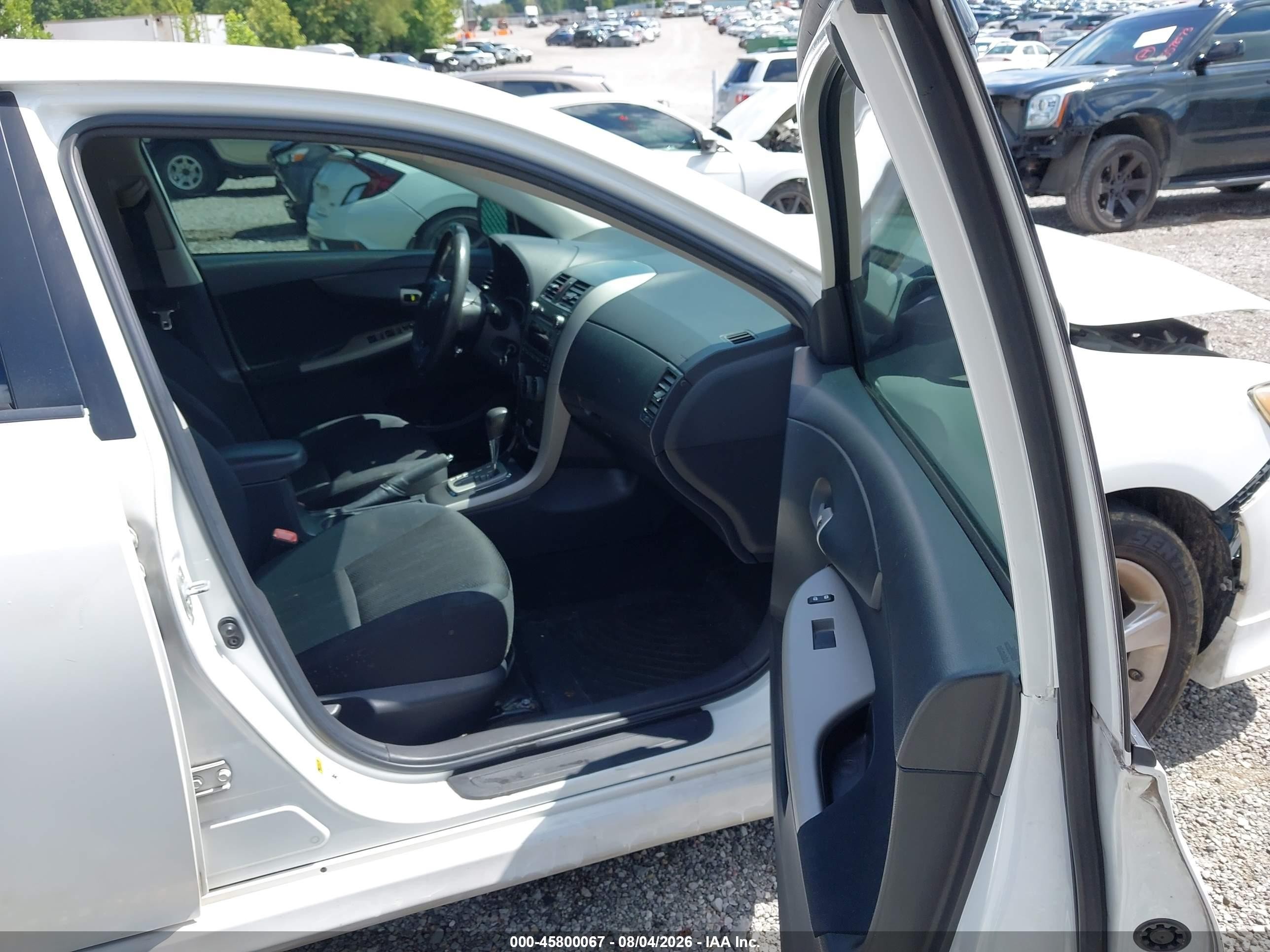 2011 Toyota Corolla S White vin: 2T1BU4EE7BC741943