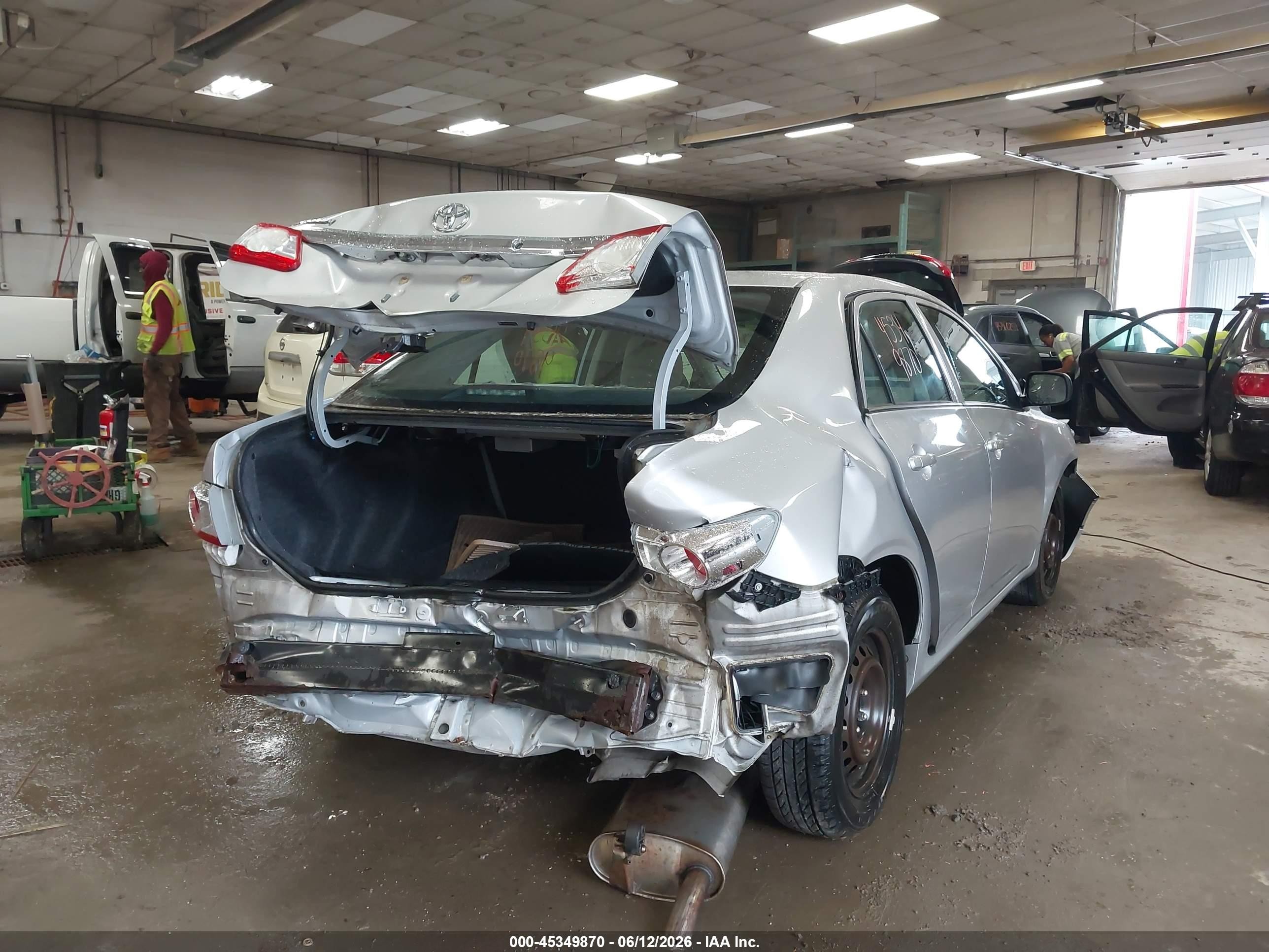 2011 Toyota Corolla   Silver vin: 2T1BU4EE7BC743370