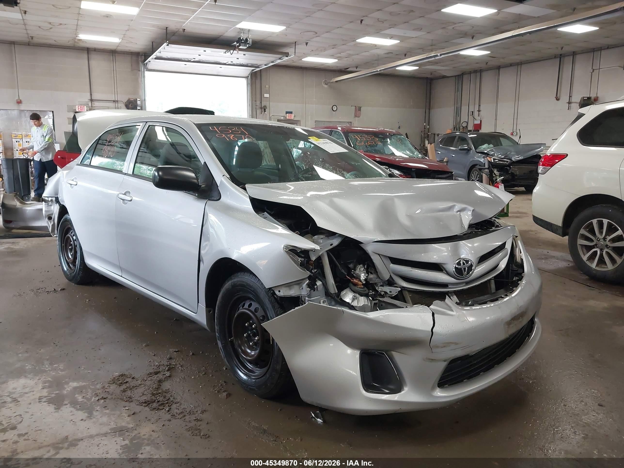 2011 Toyota Corolla   Silver vin: 2T1BU4EE7BC743370