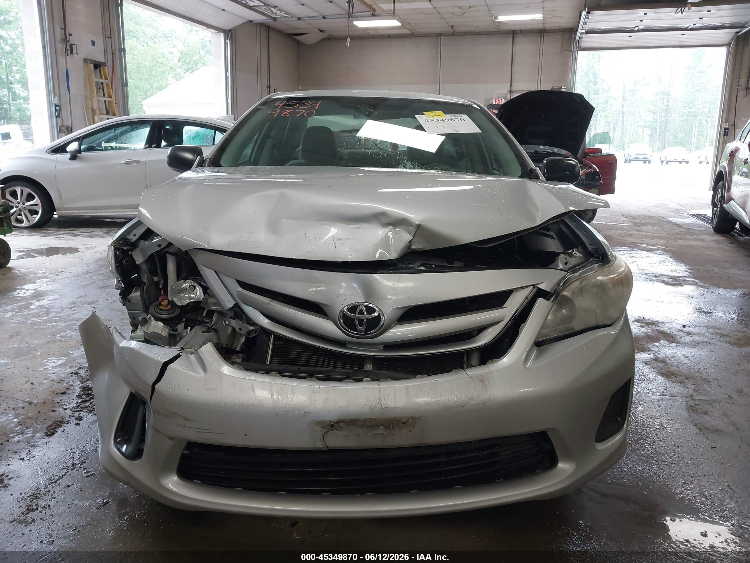 2011 Toyota Corolla   Silver vin: 2T1BU4EE7BC743370