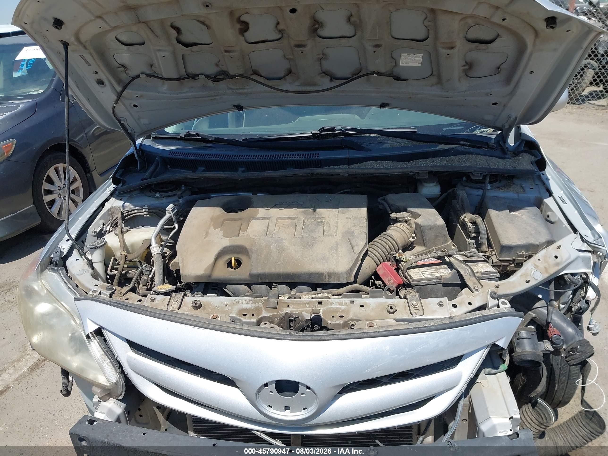 2011 Toyota Corolla Le Silver vin: 2T1BU4EE7BC748004