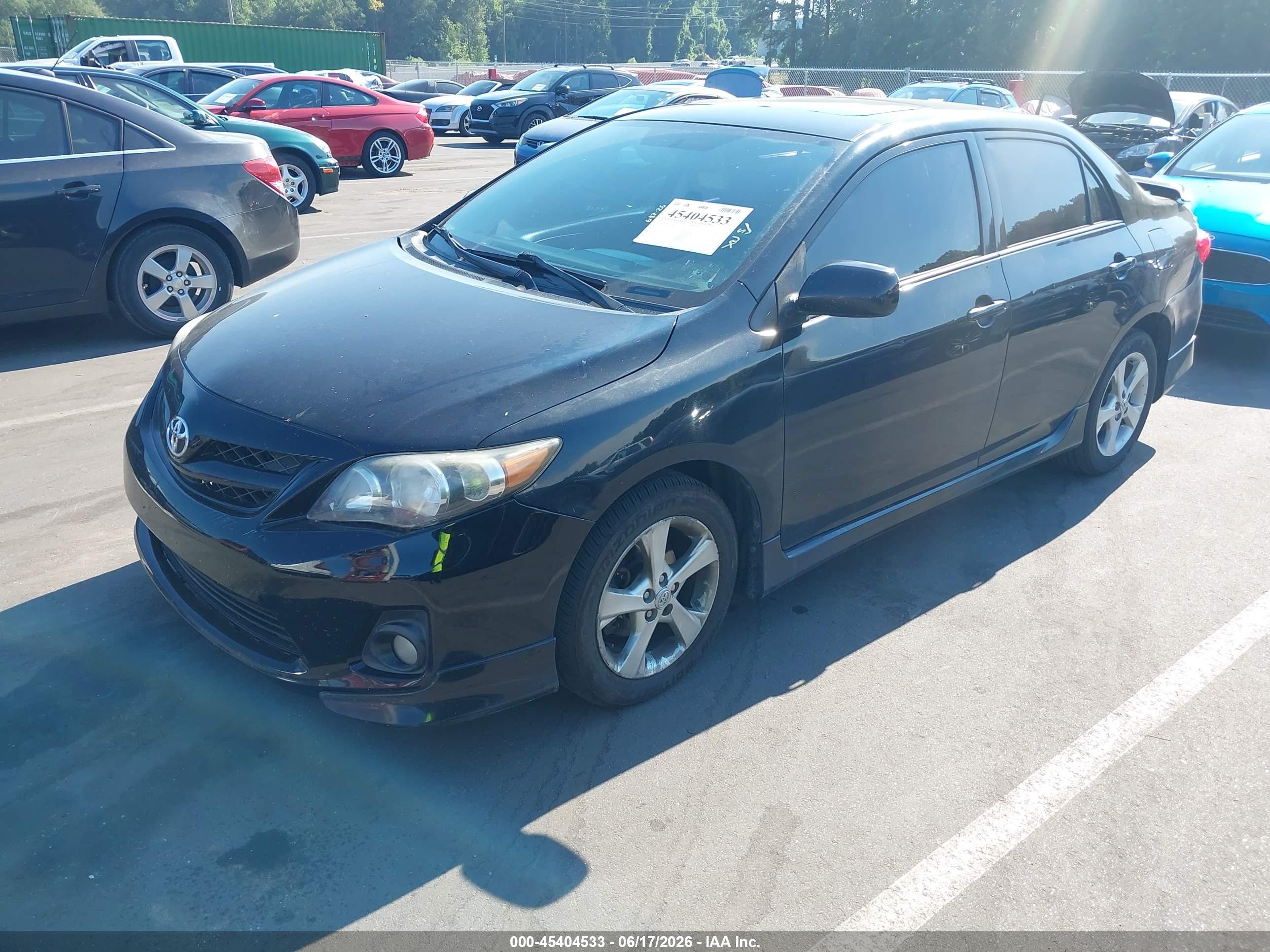 2011 Toyota Corolla S Черный vin: 2T1BU4EE7BC751985