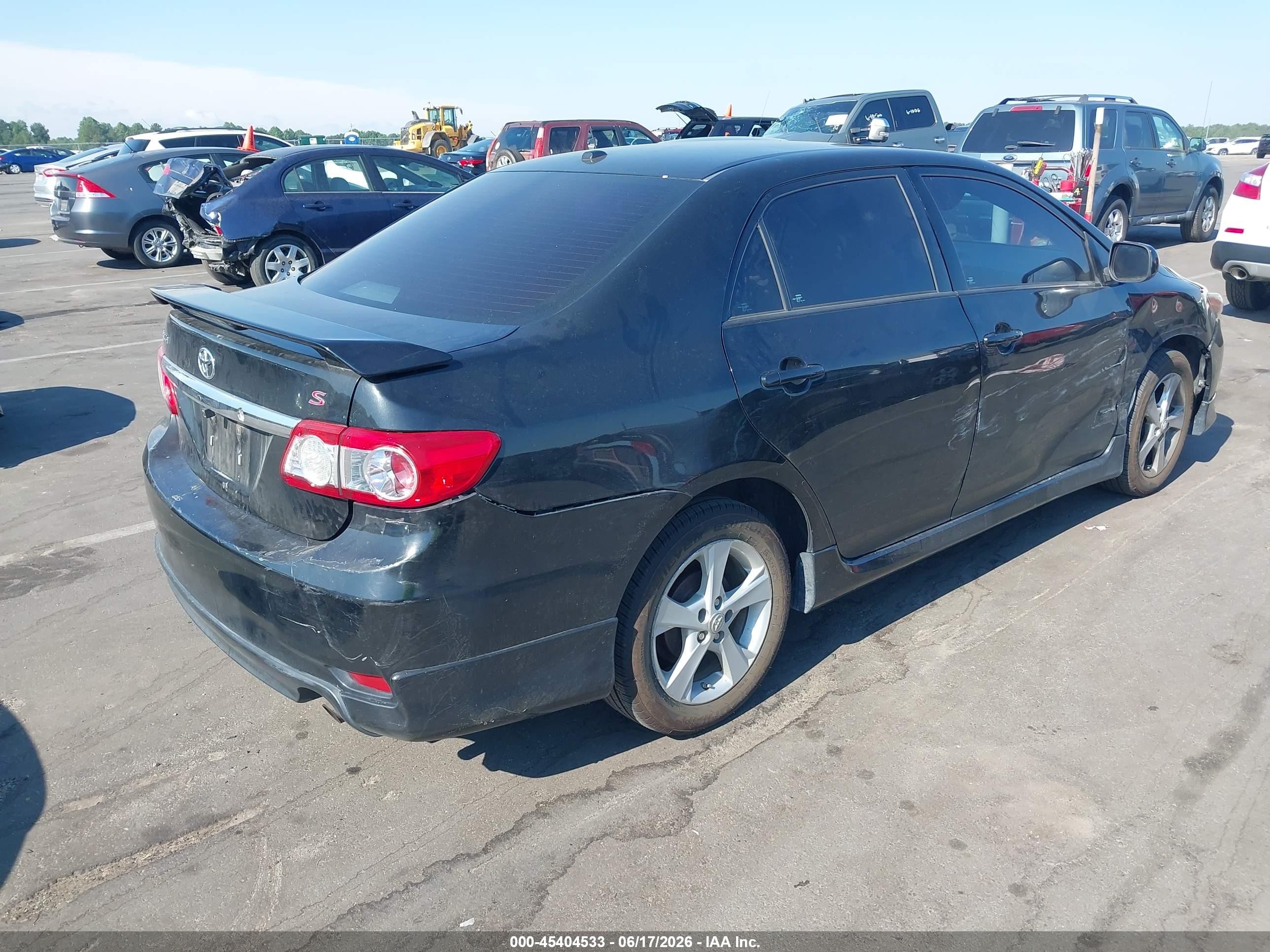 2011 Toyota Corolla S Черный vin: 2T1BU4EE7BC751985